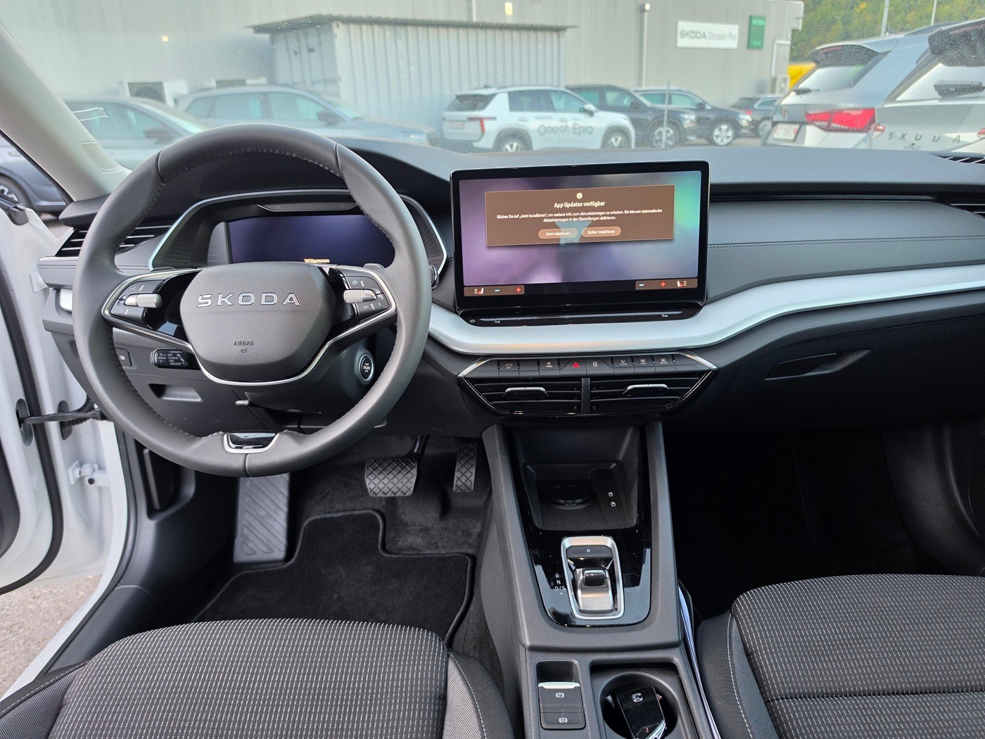 SKODA Octavia Combi 1.5 TSI mHEV DSG Selection-image-8