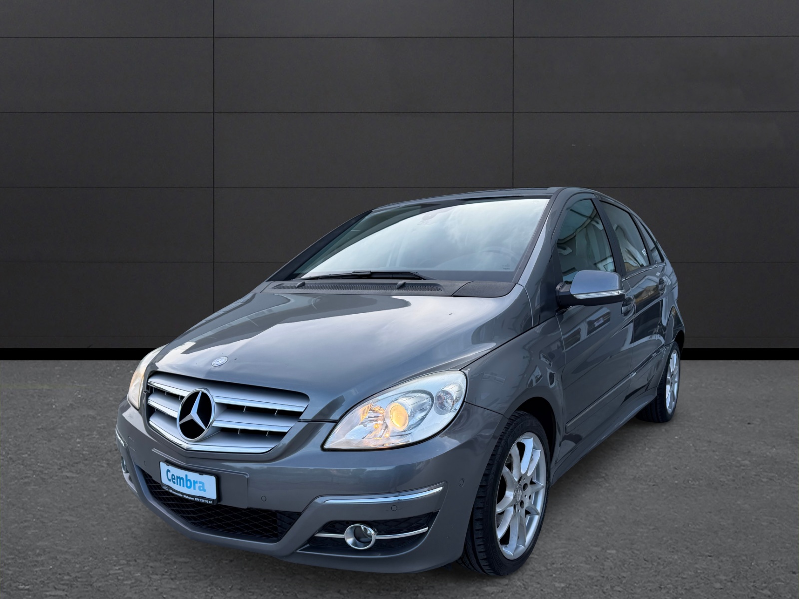 MERCEDES-BENZ B 180 Selection Autotronic