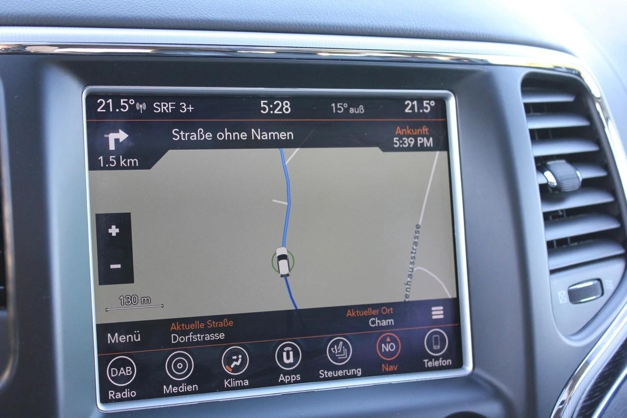 JEEP Grand Cherokee 3.0 CRD Summit Automatic-image-12