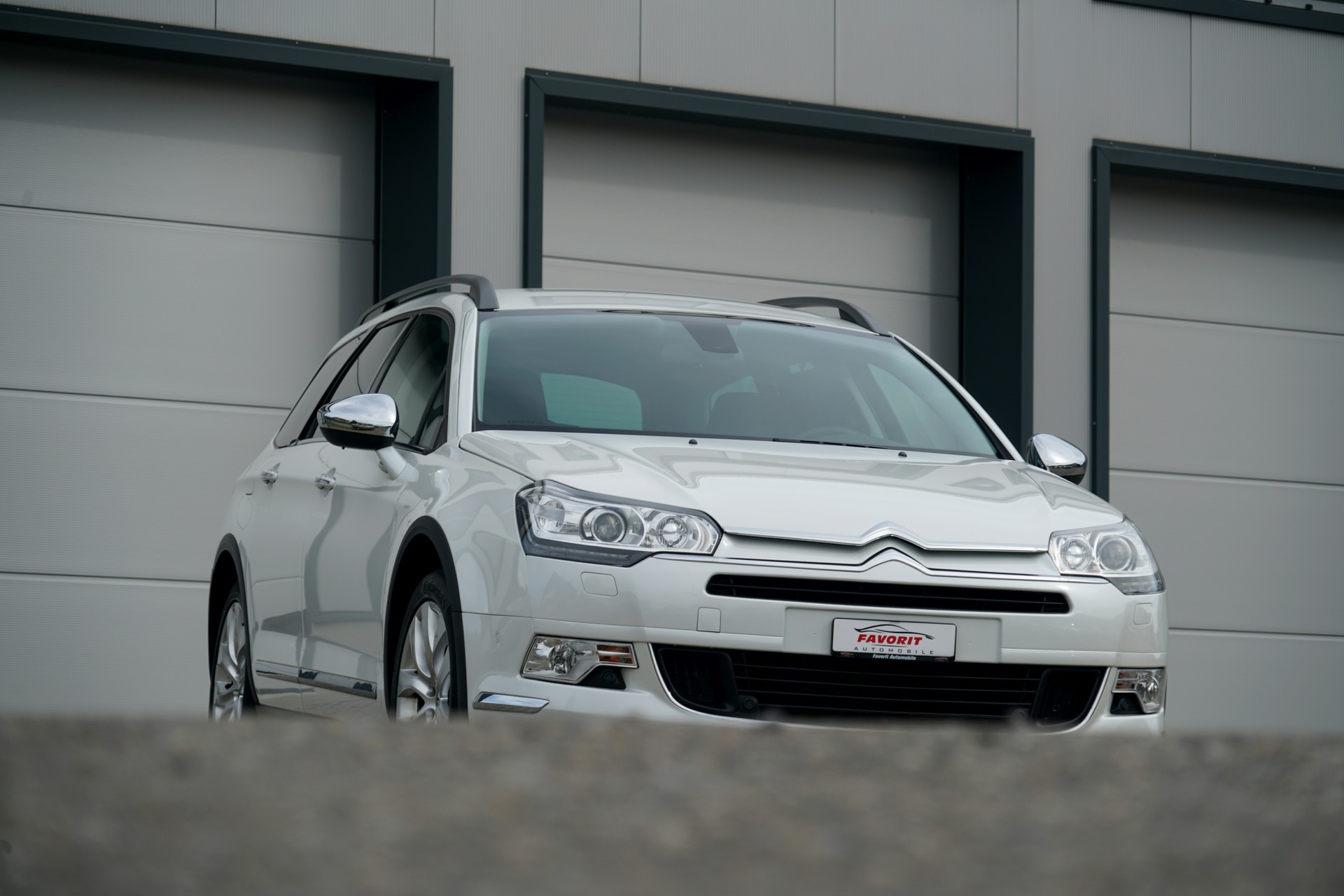 CITROEN C5 Tourer 2.2 HDi CrossTourer Automatic (CH)