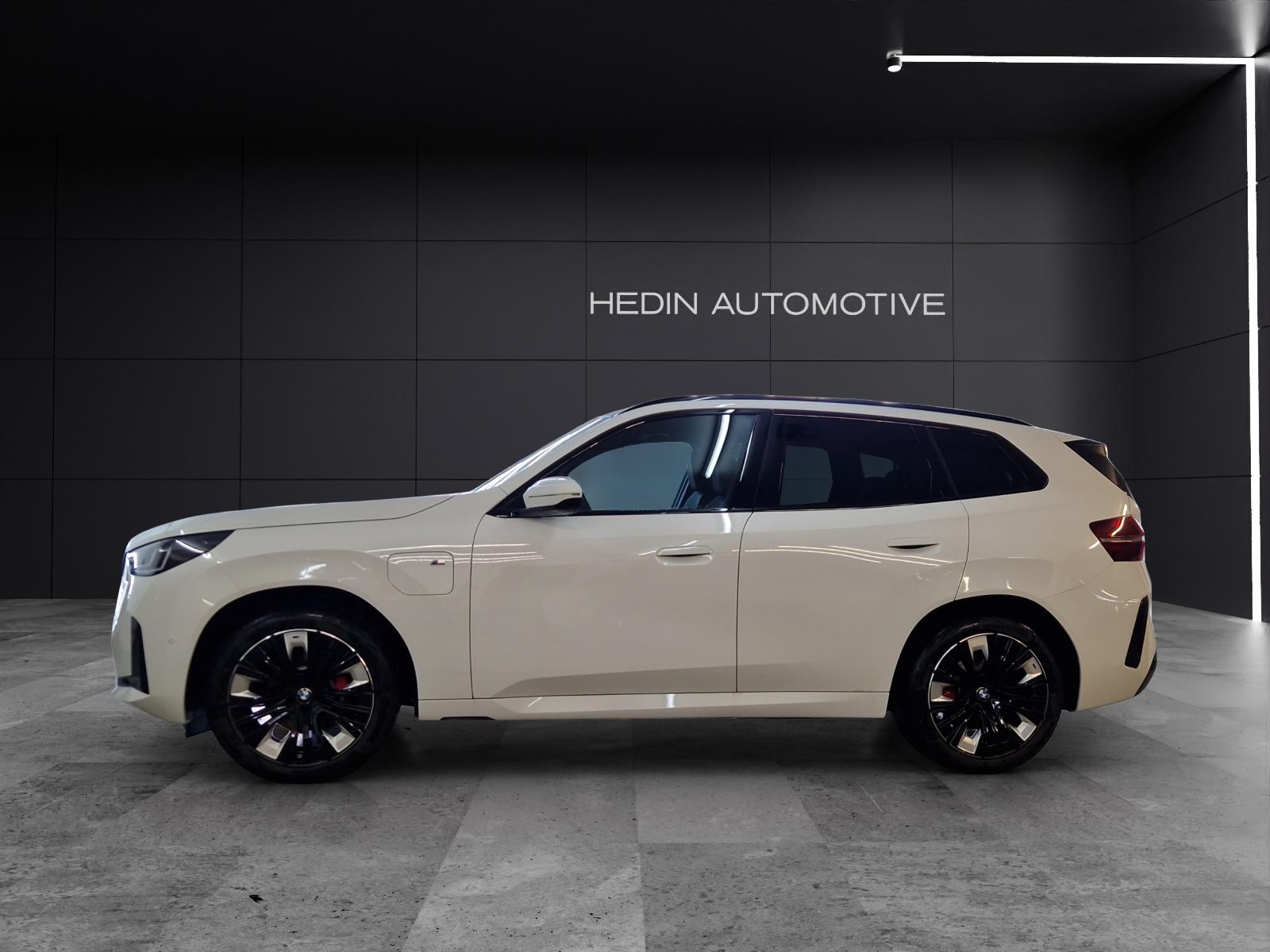 BMW X3 30e xDrive-showroom-element-1