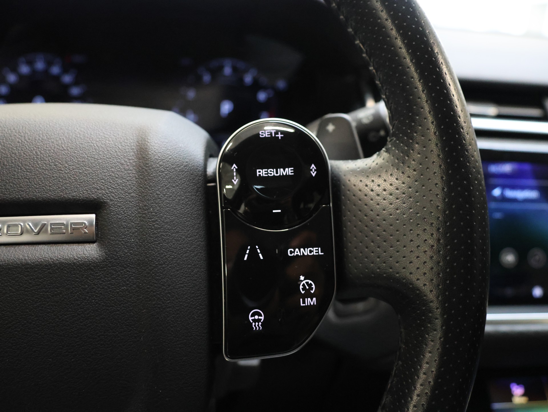 LAND ROVER Range Rover Velar P 250 S Automatic-image-21