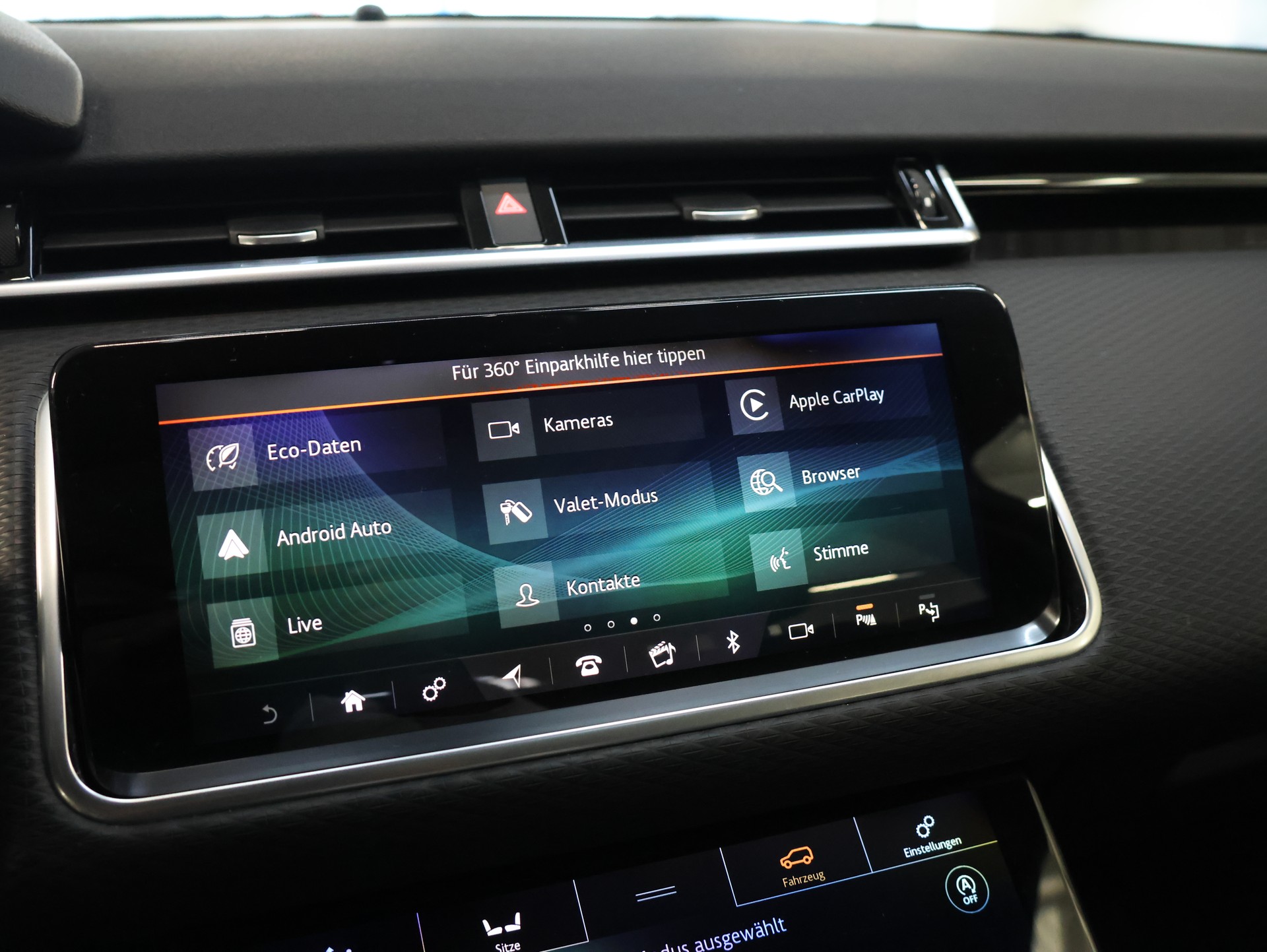LAND ROVER Range Rover Velar P 250 S Automatic-image-16