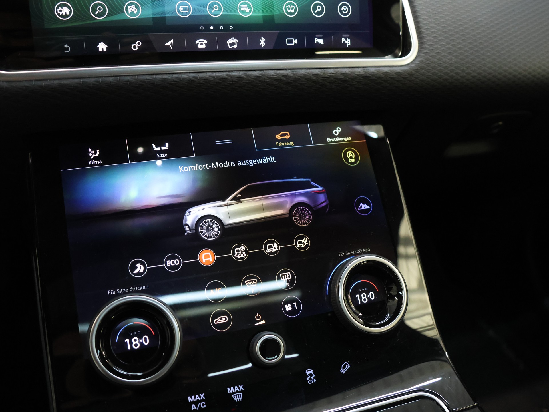LAND ROVER Range Rover Velar P 250 S Automatic-image-19