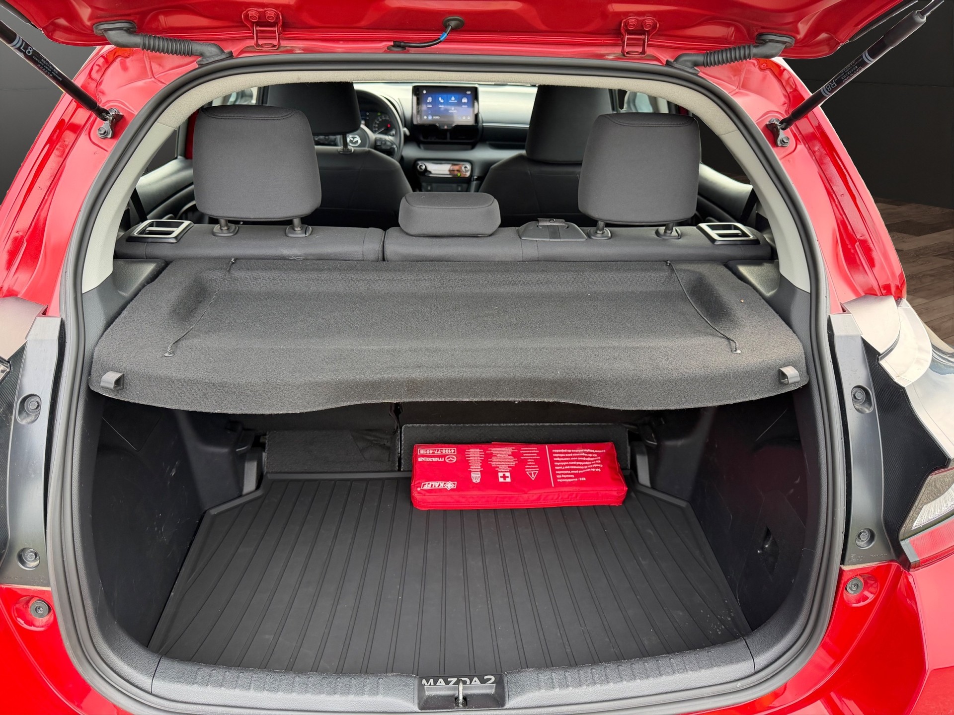 MAZDA 2 Hybrid Centre-line-image-13