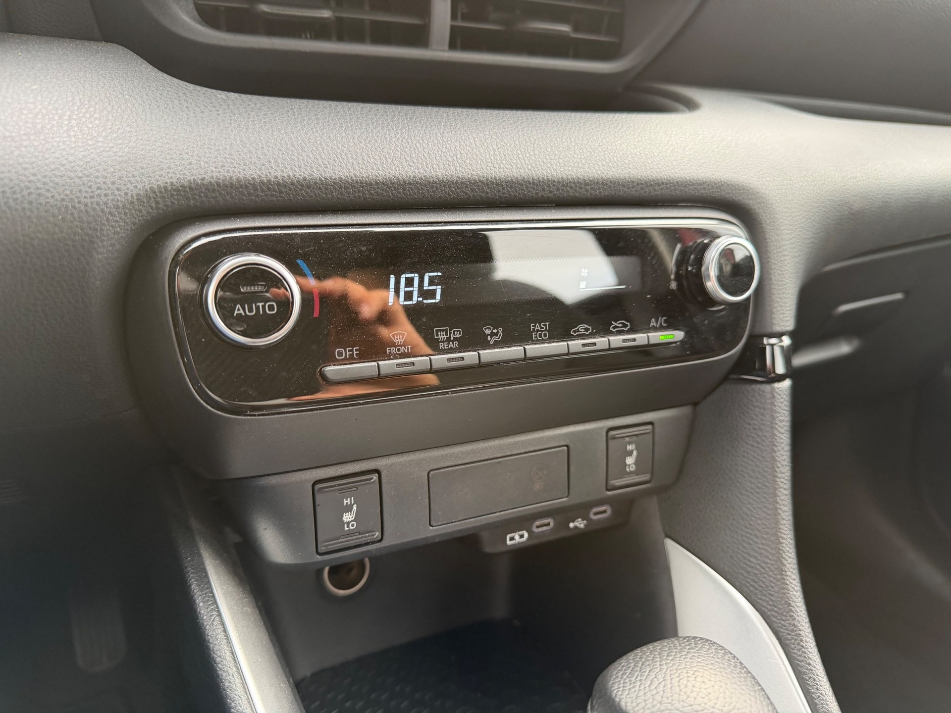 MAZDA 2 Hybrid Centre-line-image-23