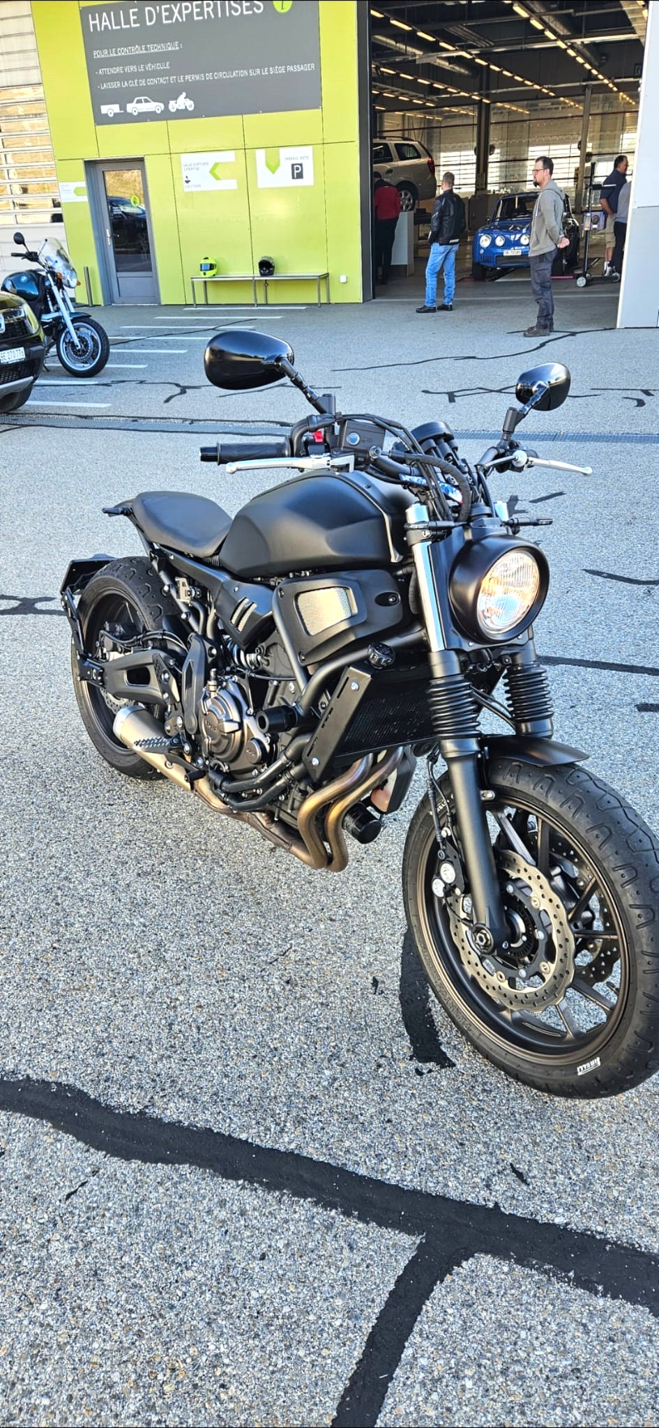 YAMAHA XSR 700 (35kW)-image-1