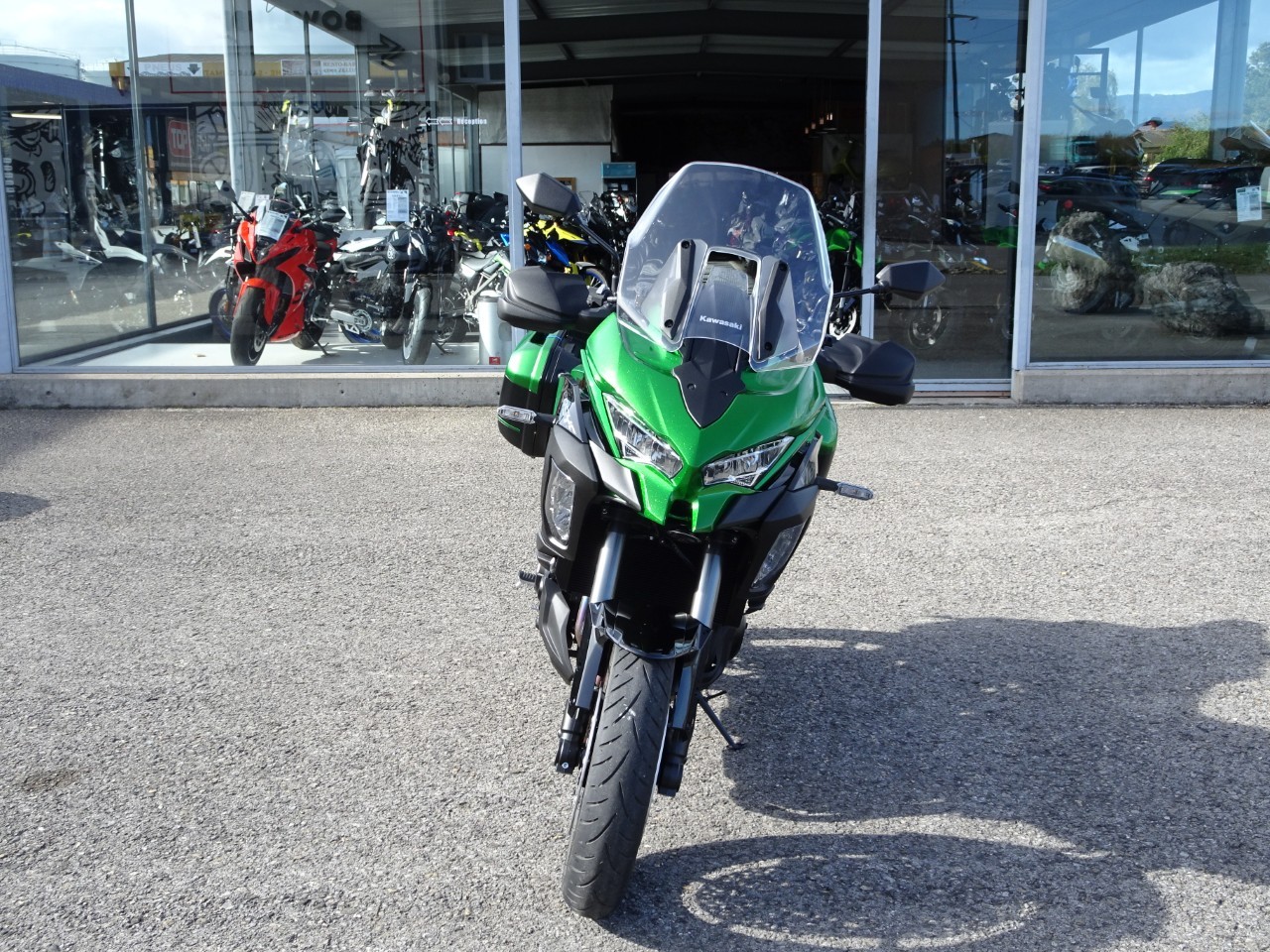 KAWASAKI Versys 1100 SE Tourer-image-2