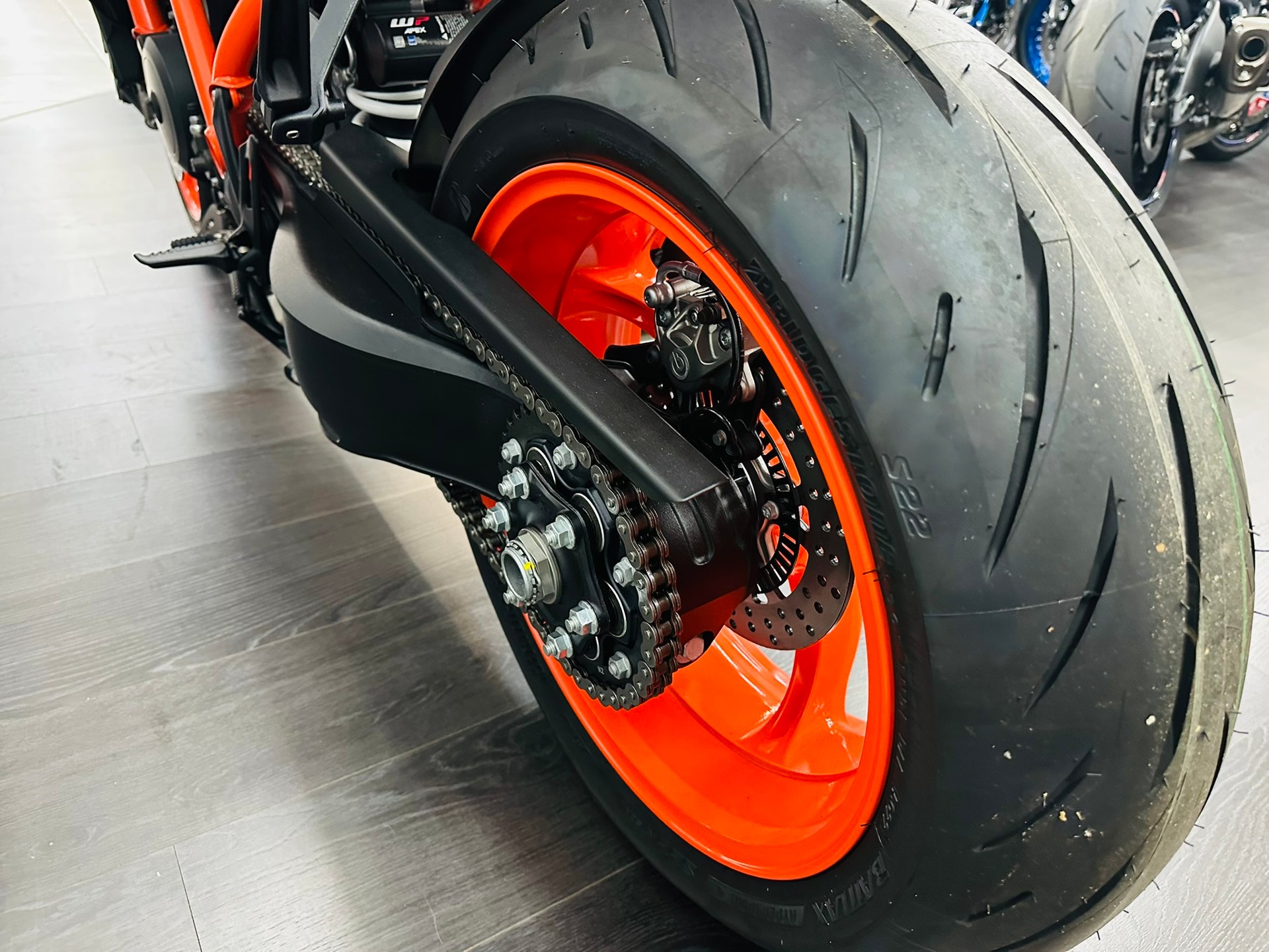 KTM 1290 Super Duke R EVO-image-9