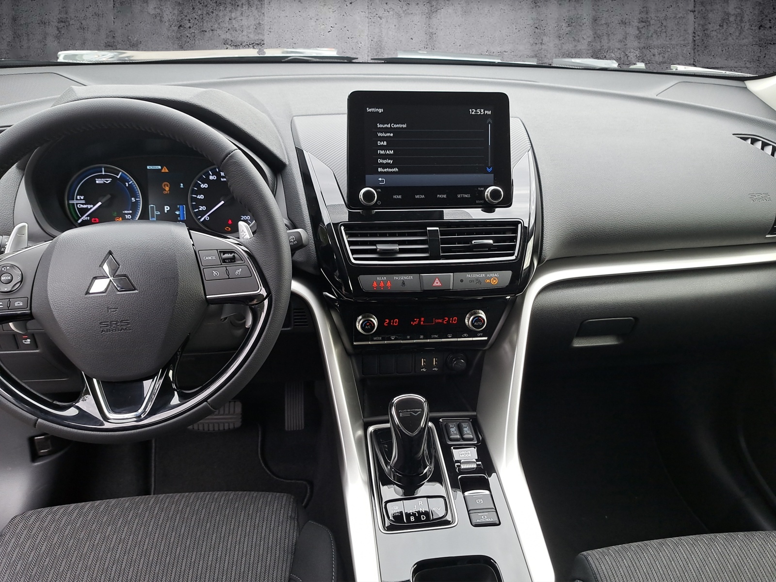 MITSUBISHI Eclipse Cross 2.4 PHEV Inform-image-10