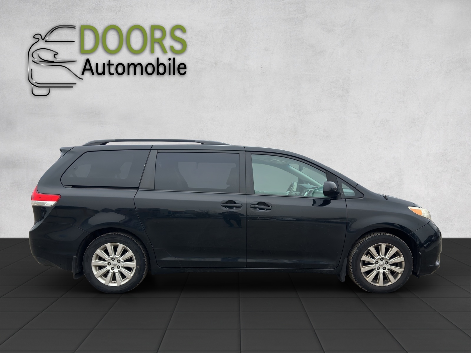 TOYOTA Sienna 3.5 A 4WD-image-7