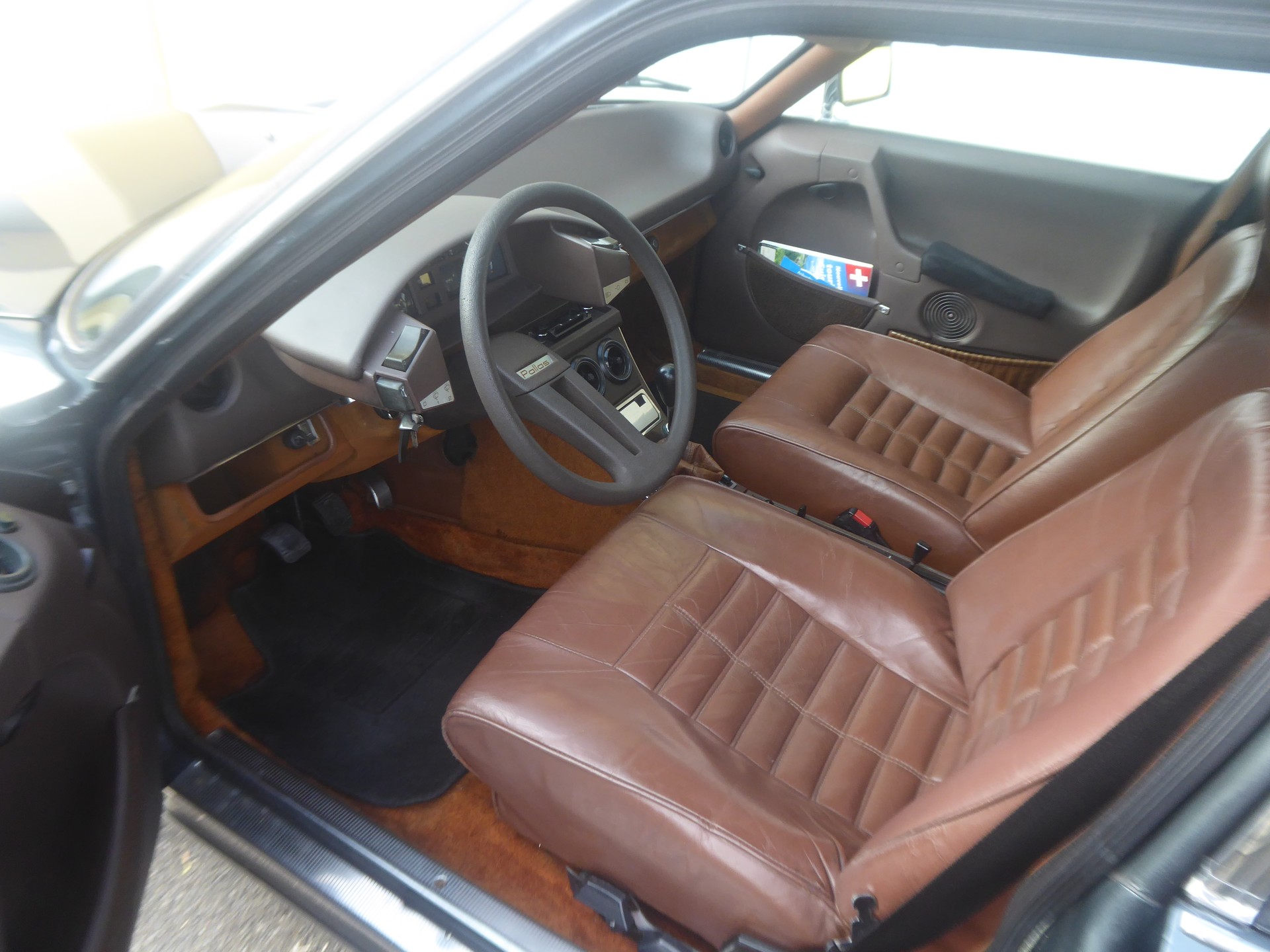 CITROEN CX Sedan 2200 Pallas Veteran-image-3
