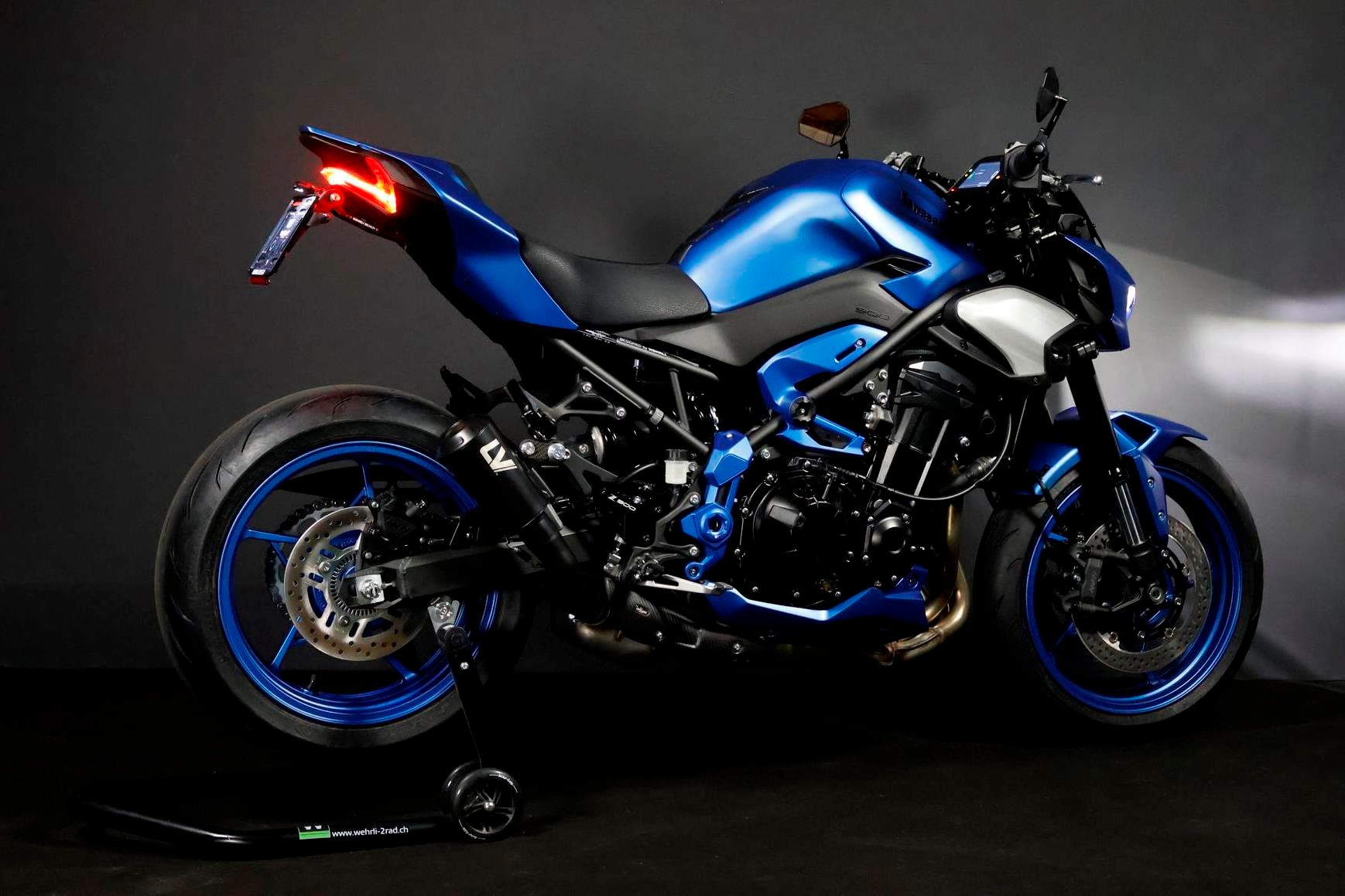 KAWASAKI Z 900 (91/70/35 KW) *Blue Horizon* Level 3-image-12