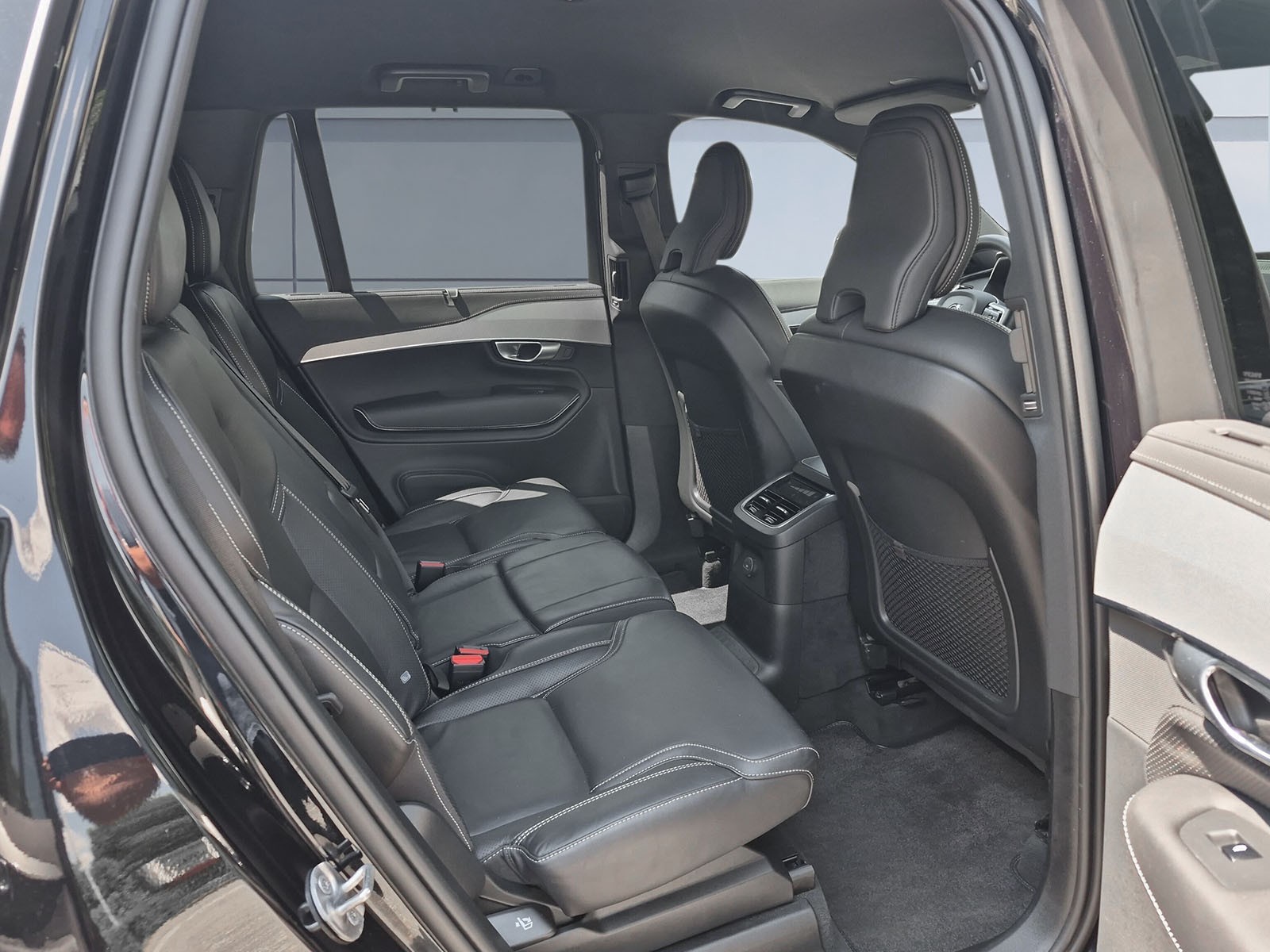 VOLVO XC90 2.0 T8 TE Plus Dark 7 P. eAWD-image-13