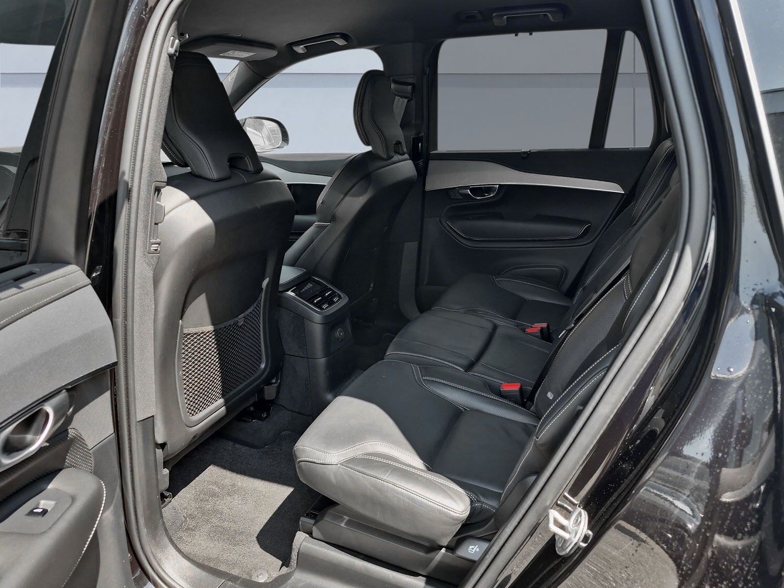 VOLVO XC90 2.0 T8 TE Plus Dark 7 P. eAWD-image-14