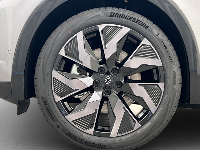 RENAULT Rafale 1.2 E-Tech Plug-in esprit Alpine 4x4-image-9