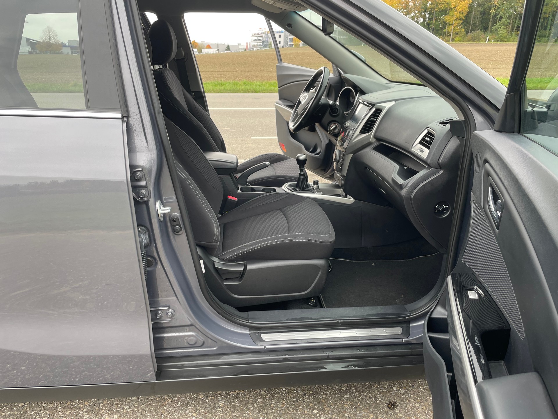 KGM-SsangYong Tivoli 1.6 e-XGi Quartz 2WD-image-7