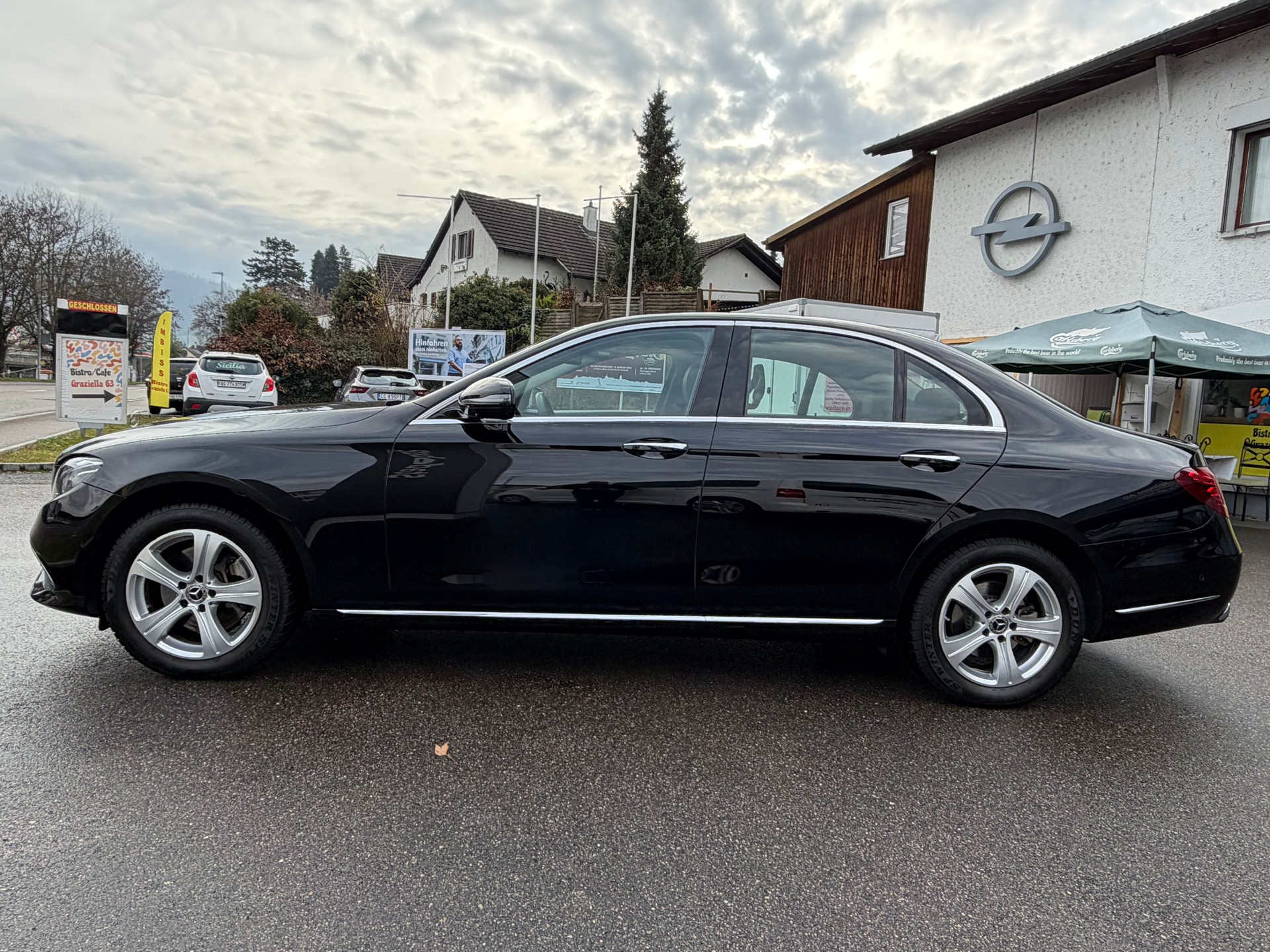 MERCEDES-BENZ E 250 Exclusive-image-8
