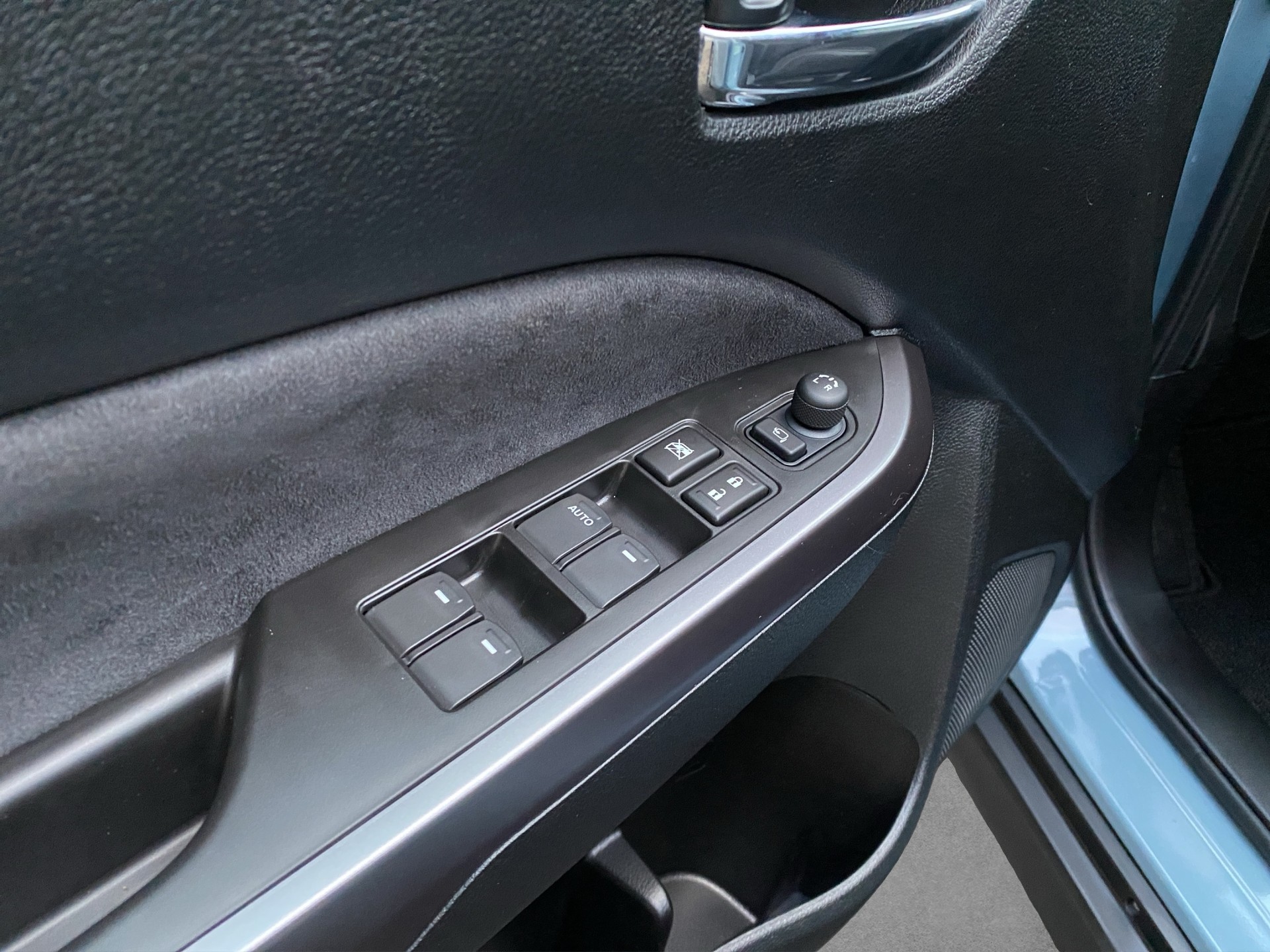 SUZUKI Vitara 1.4 Boosterjet Compact Top 4x4 Hybrid Automatic-image-15