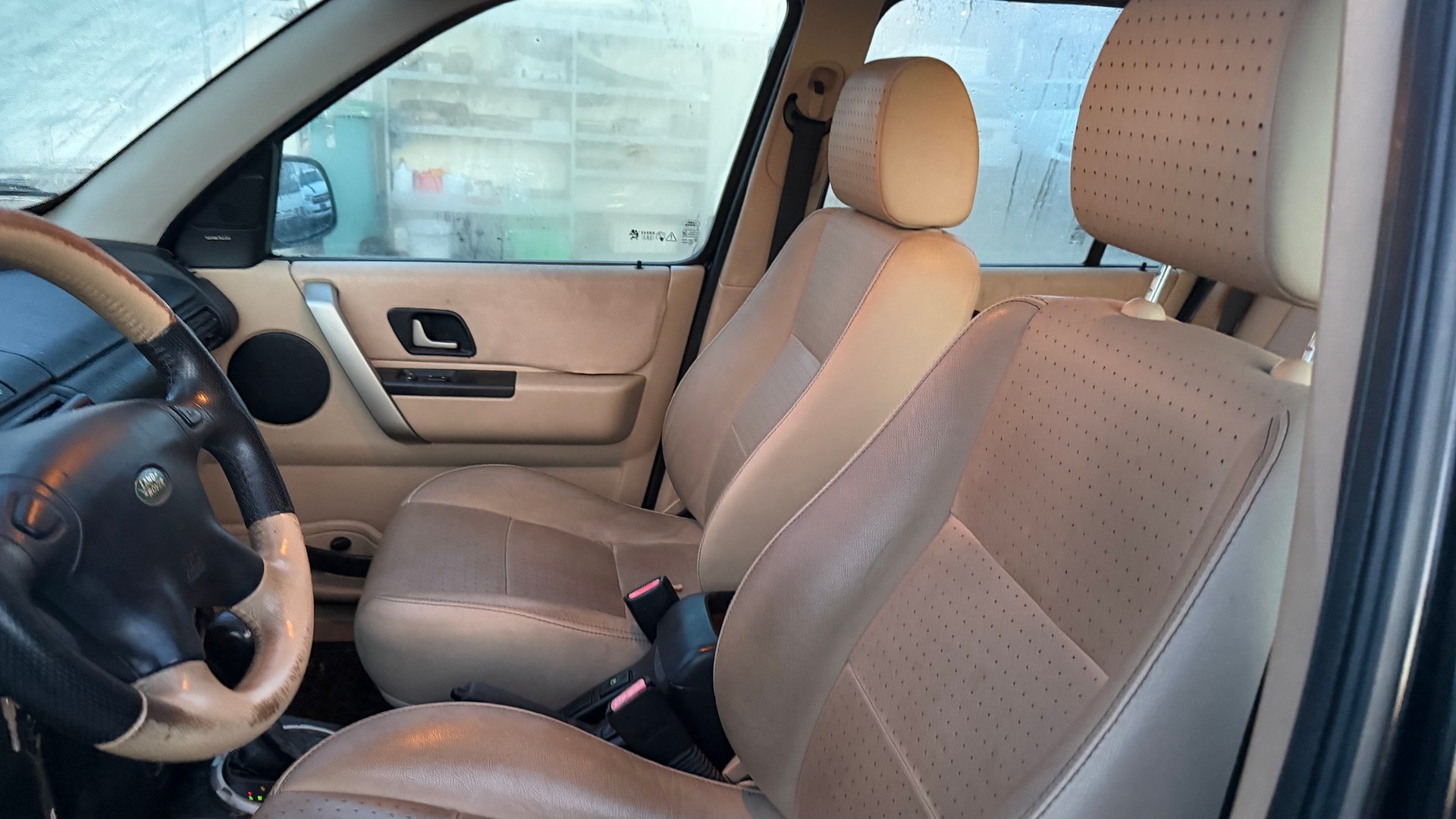 LAND ROVER Freelander 2.5 V6 HSE Wagon-image-8