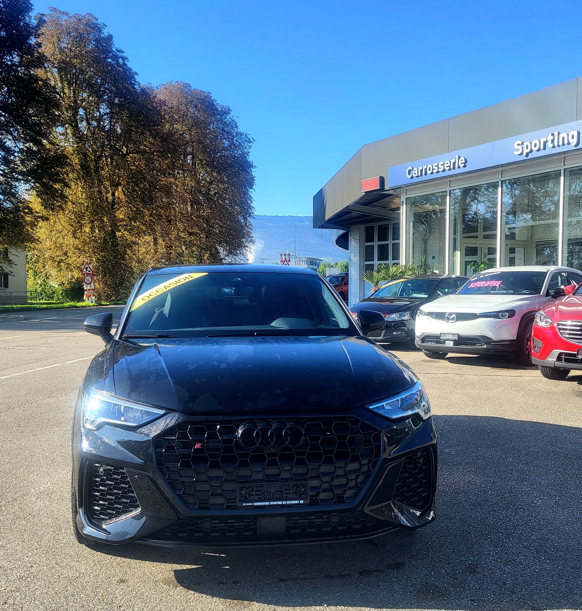 AUDI RS Q3 Sportback quattro S tronic-image-2