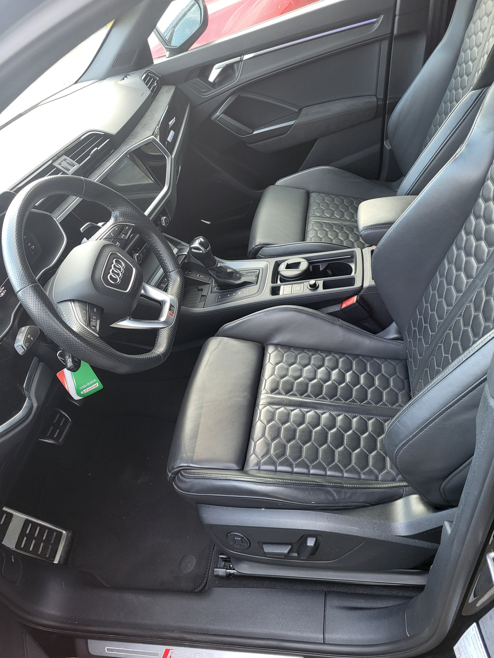 AUDI RS Q3 Sportback quattro S tronic-image-6