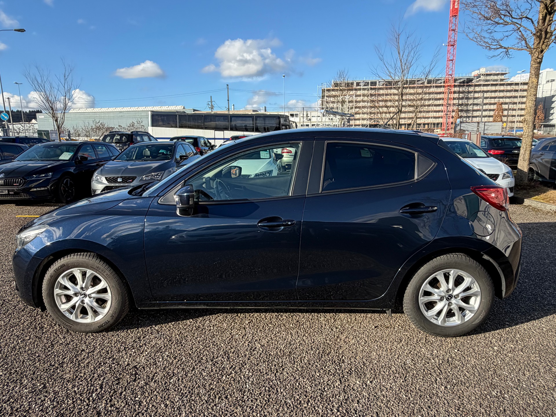 MAZDA 2 1.5i 16V Skyactiv-G Revolution-image-7