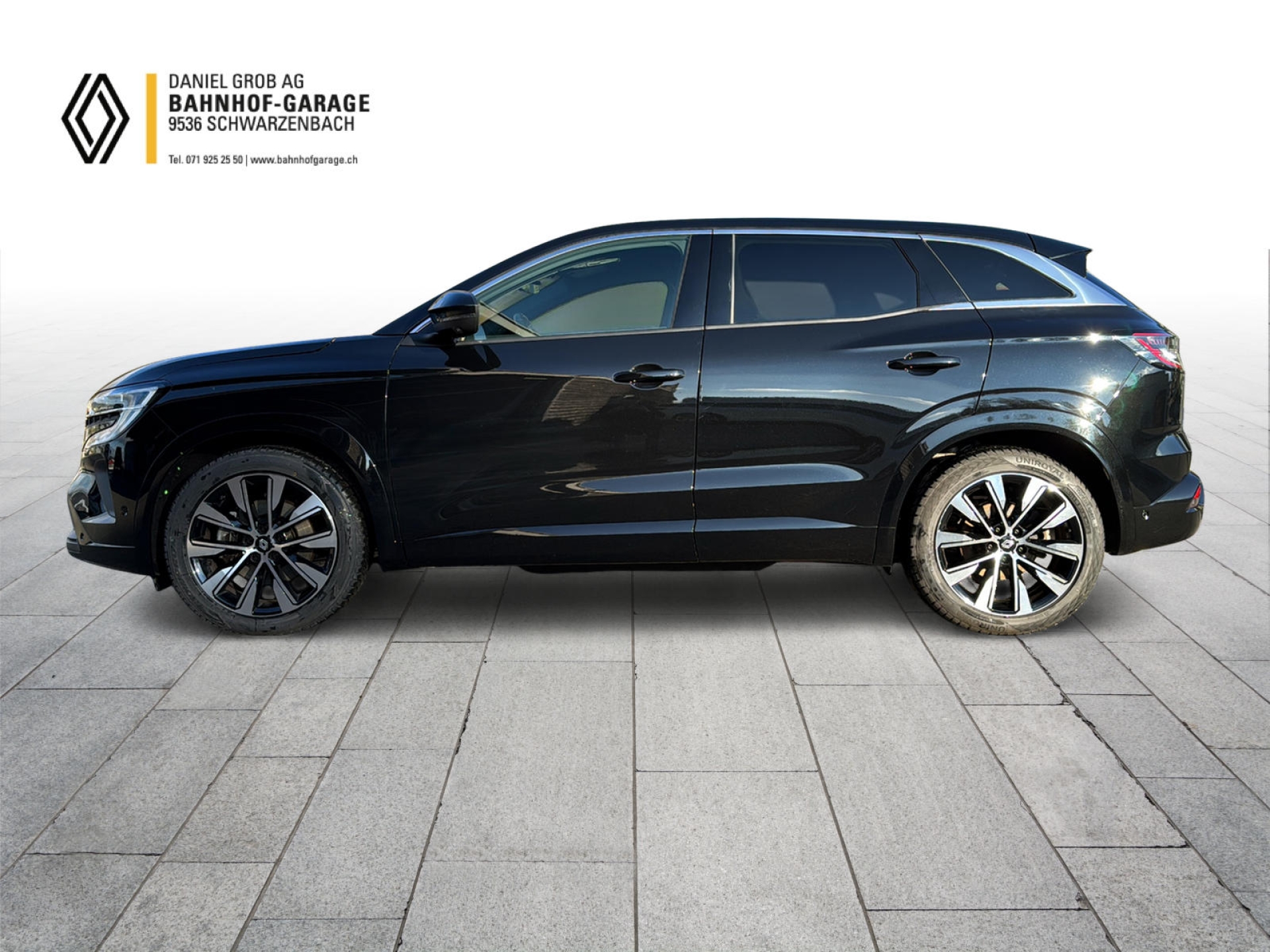 RENAULT Austral 1.2 E-Tech techno-showroom-element-2