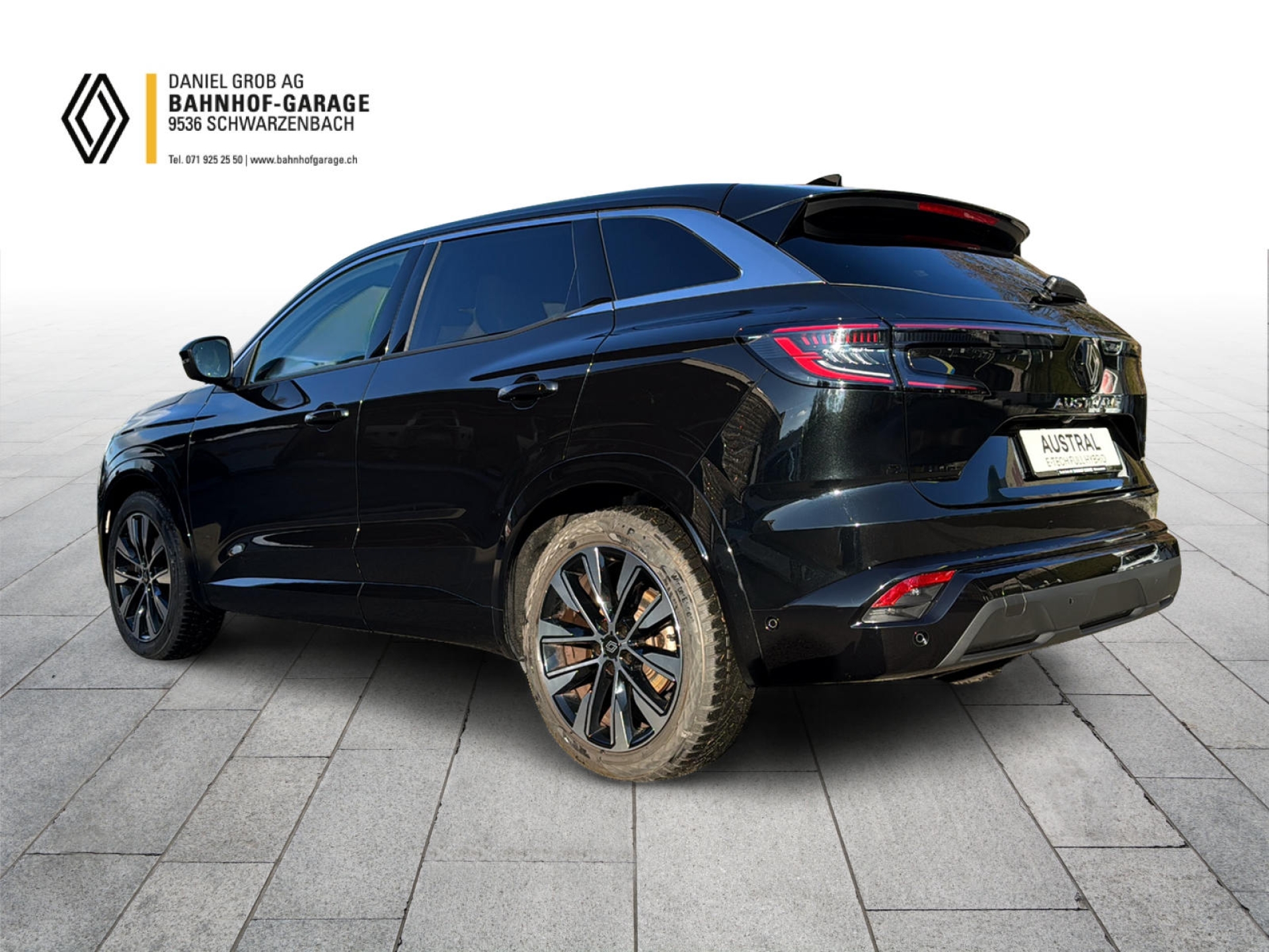 RENAULT Austral 1.2 E-Tech techno-showroom-element-3