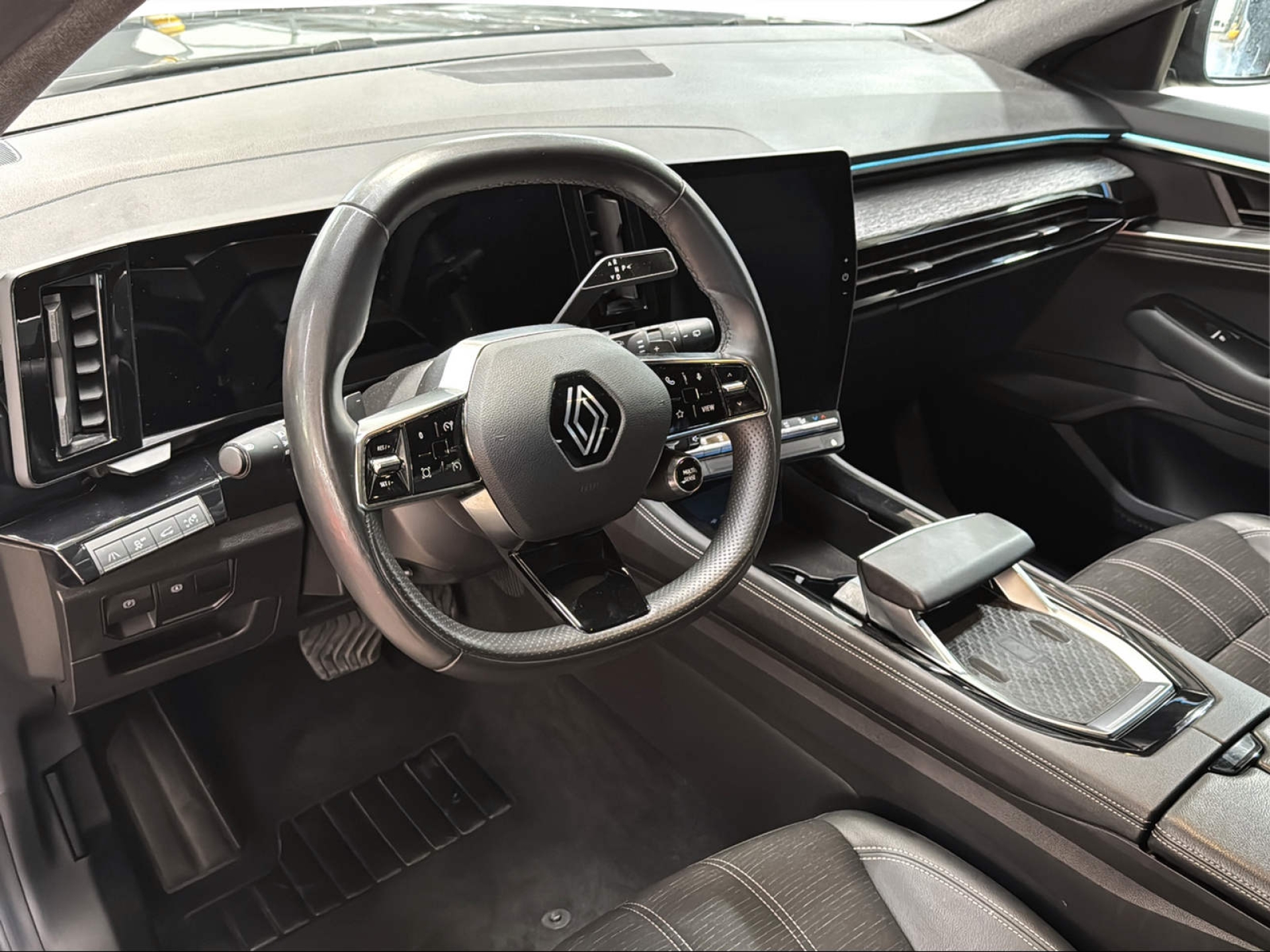 RENAULT Austral 1.2 E-Tech techno-image-11