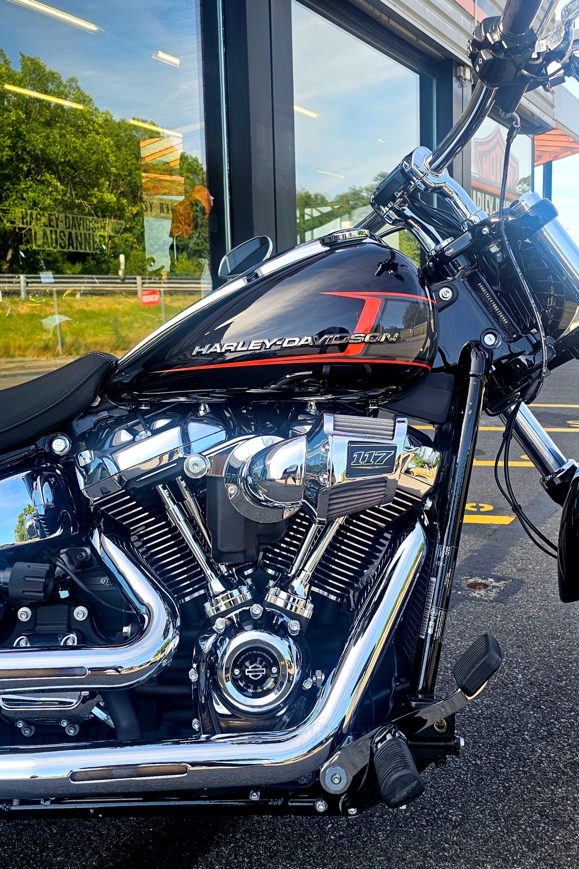 HARLEY-DAVIDSON FXBR Breakout 117