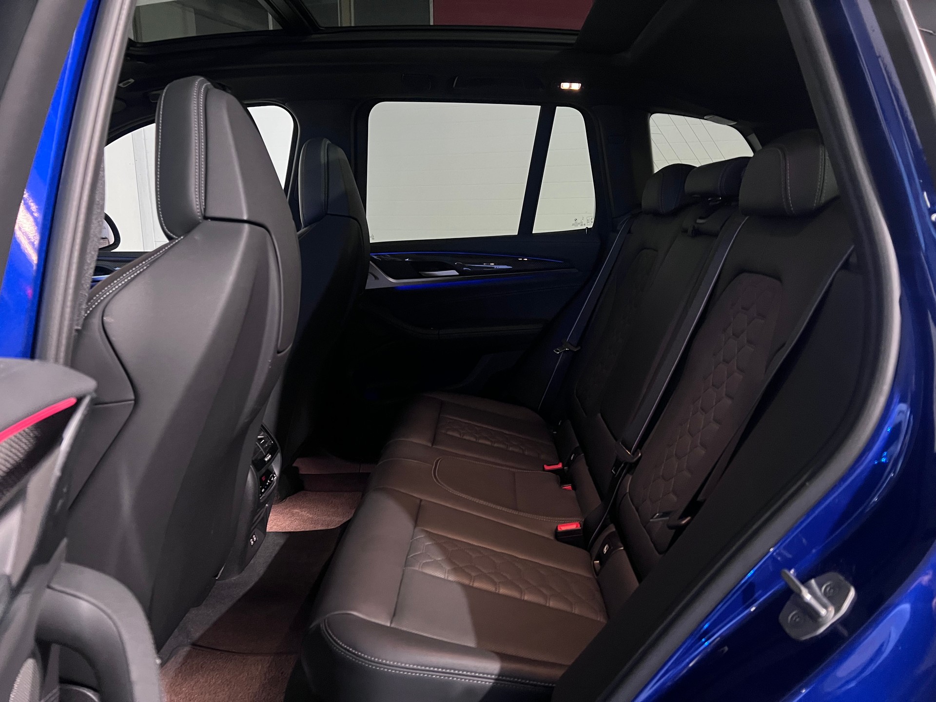 BMW X3 xDrive M Competition Steptronic-image-15