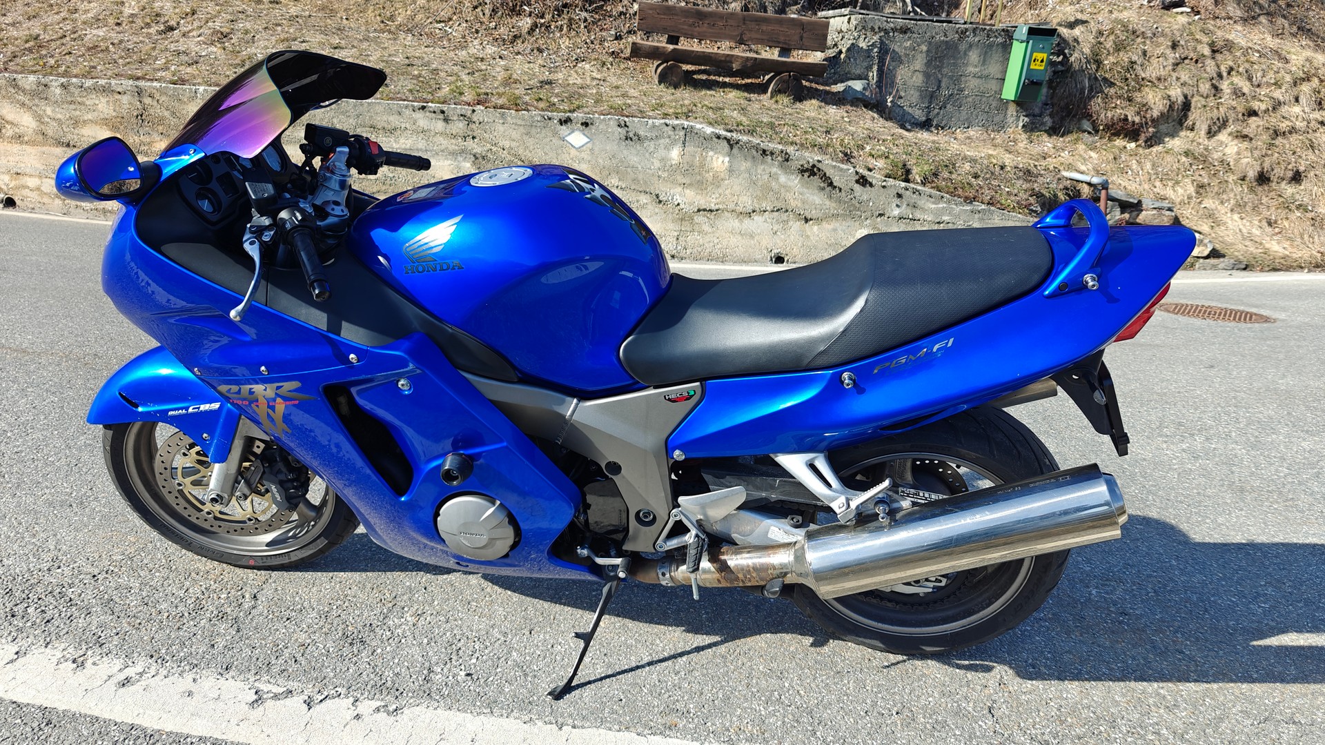 HONDA CBR 1100 X X FI-image-3
