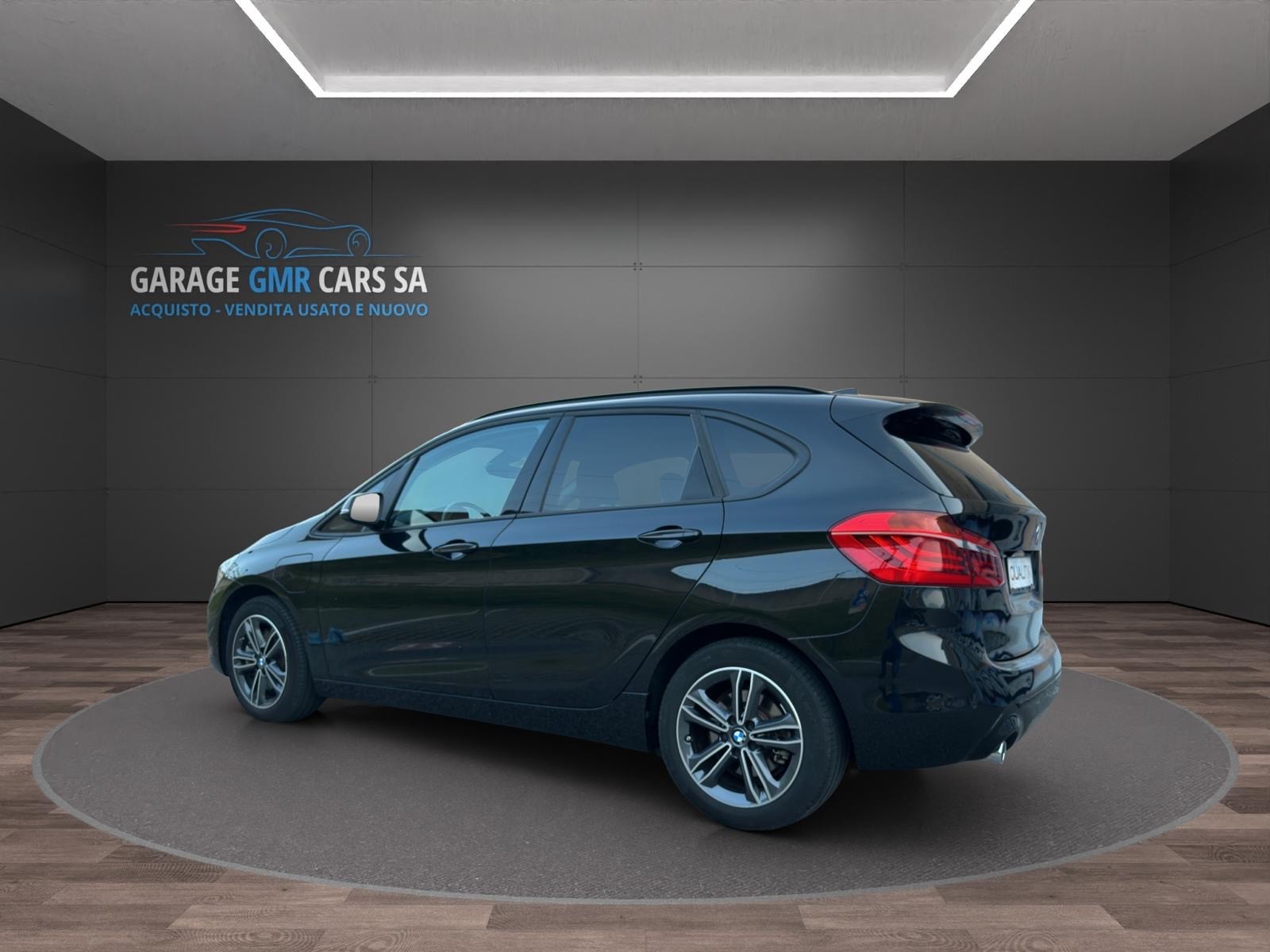 BMW 225xe iPerformance Active Tourer Sport Line Steptronic-image-3