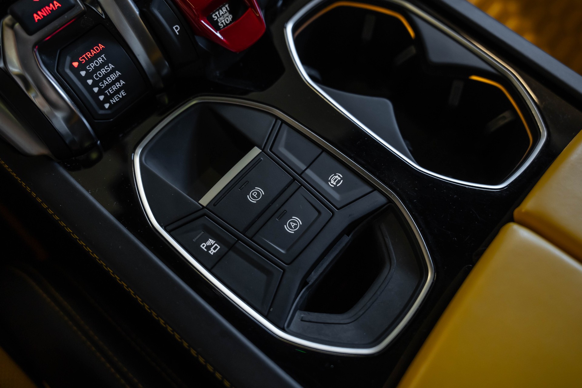 LAMBORGHINI Urus E-Gear-image-26