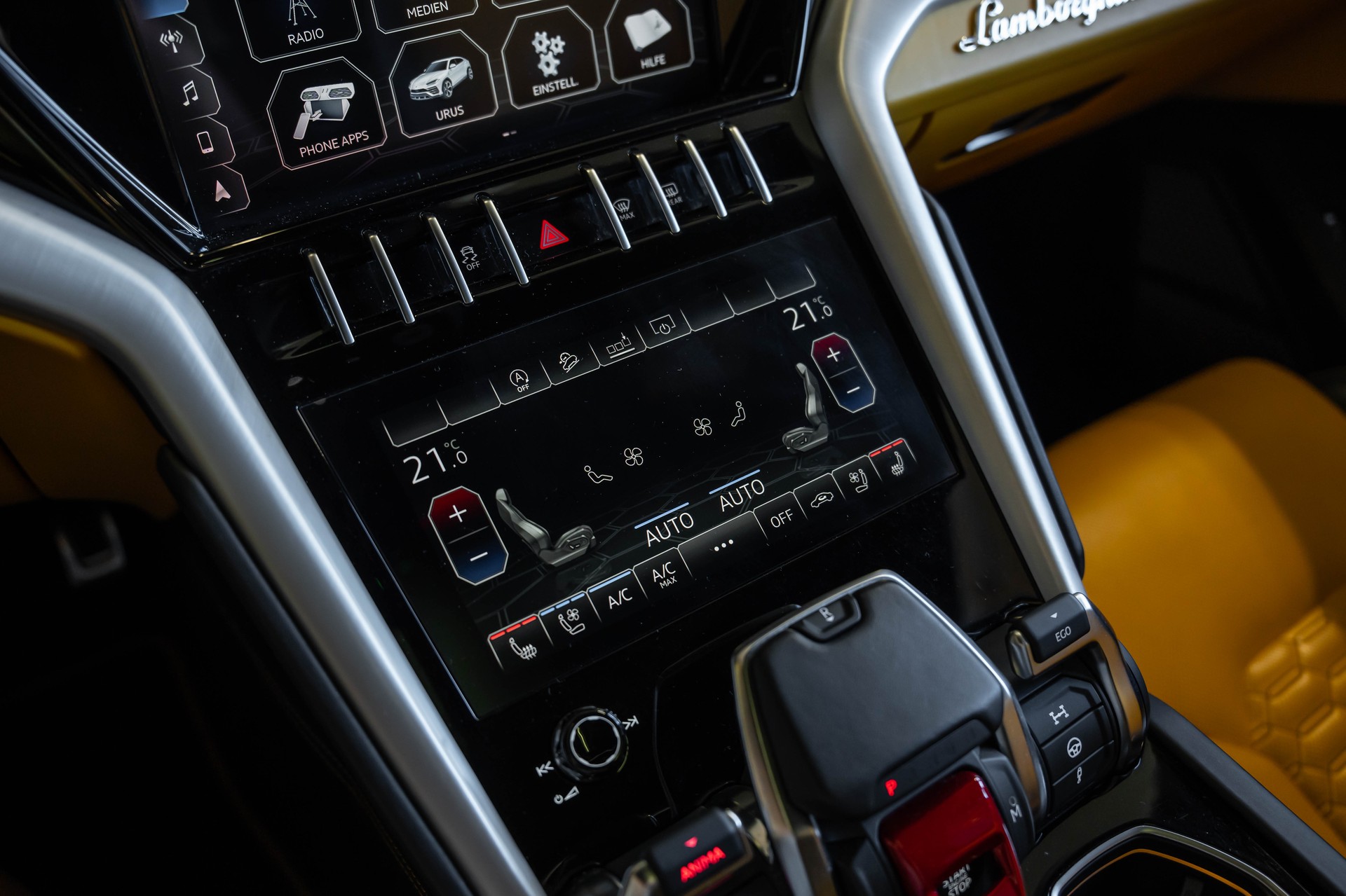 LAMBORGHINI Urus E-Gear-image-38
