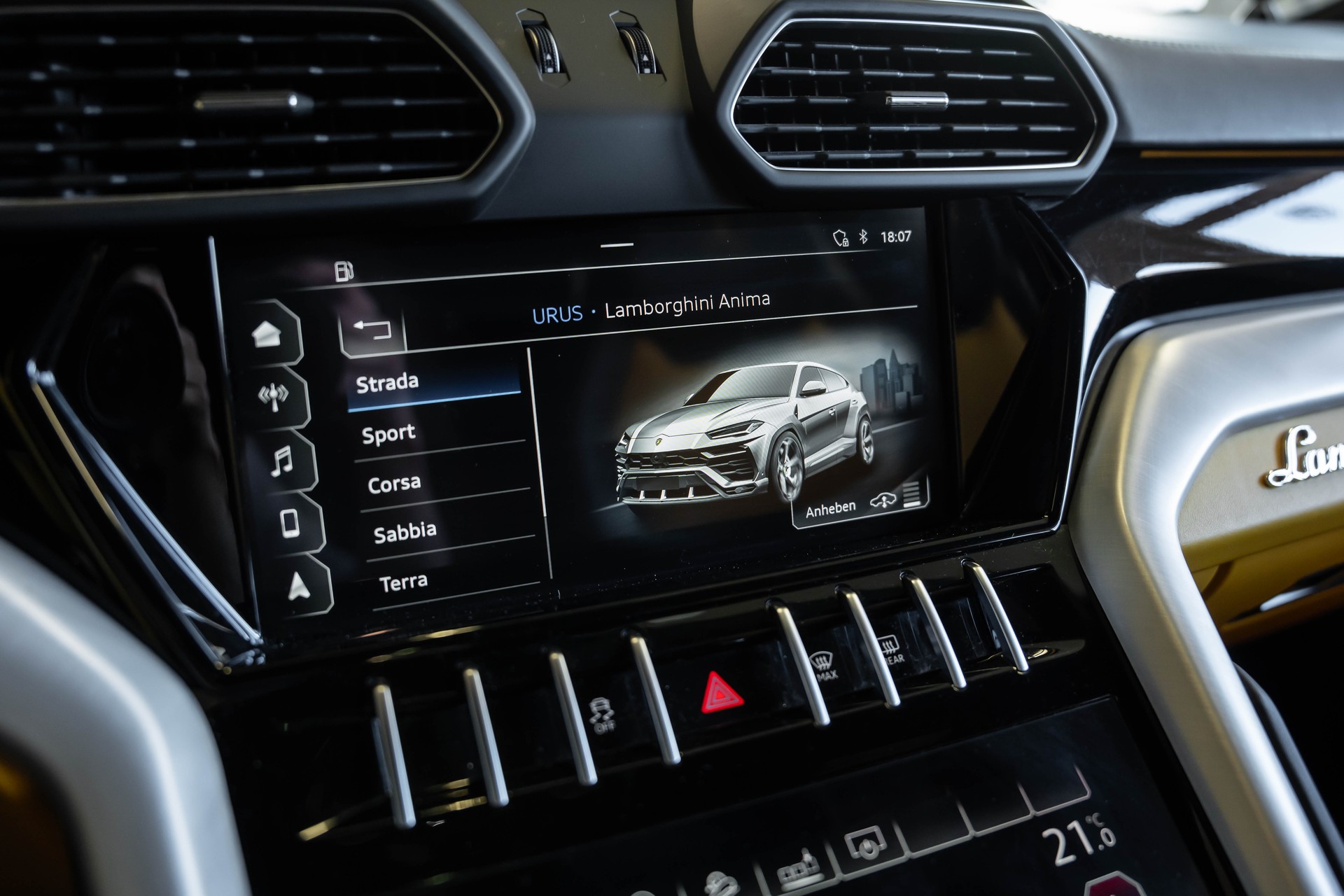 LAMBORGHINI Urus E-Gear-image-23