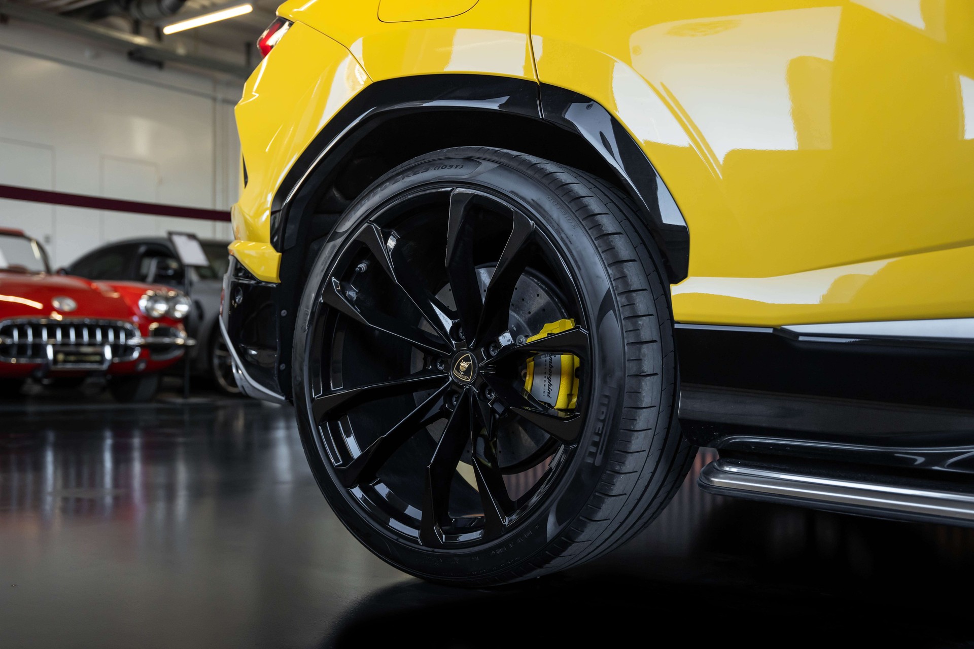 LAMBORGHINI Urus E-Gear-image-11