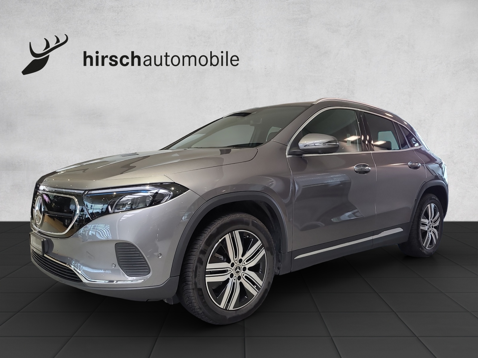 MERCEDES-BENZ EQA 300 66,5kWh 4Matic Swiss Star