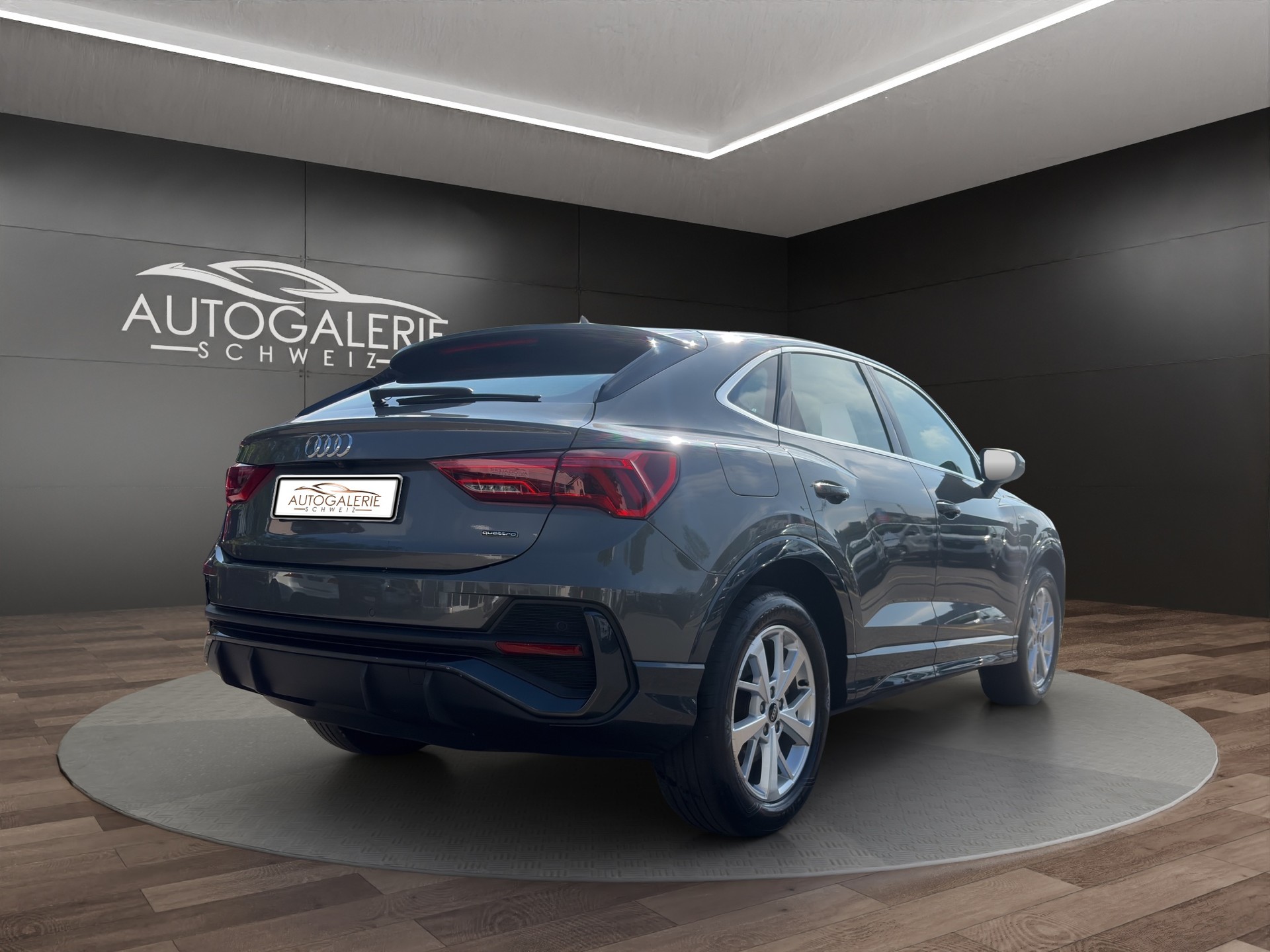 AUDI Q3 Sportback 45 TFSI S line quattro S-tronic | CH | Design Selection | LED | MMI Plus |-image-4