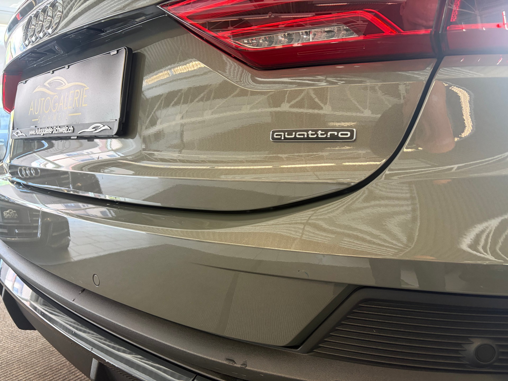 AUDI Q3 Sportback 45 TFSI S line quattro S-tronic | CH | Design Selection | LED | MMI Plus |-image-27