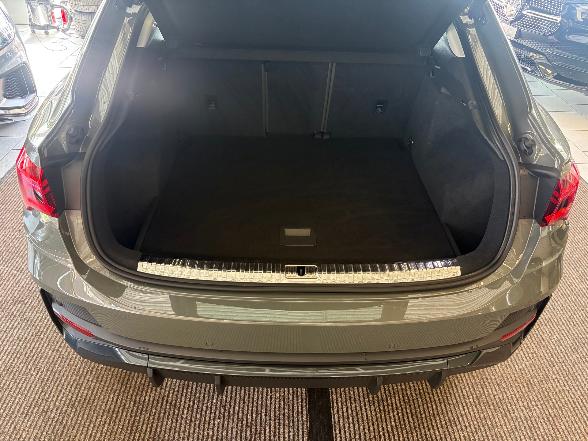 AUDI Q3 Sportback 45 TFSI S line quattro S-tronic | CH | Design Selection | LED | MMI Plus |-image-24