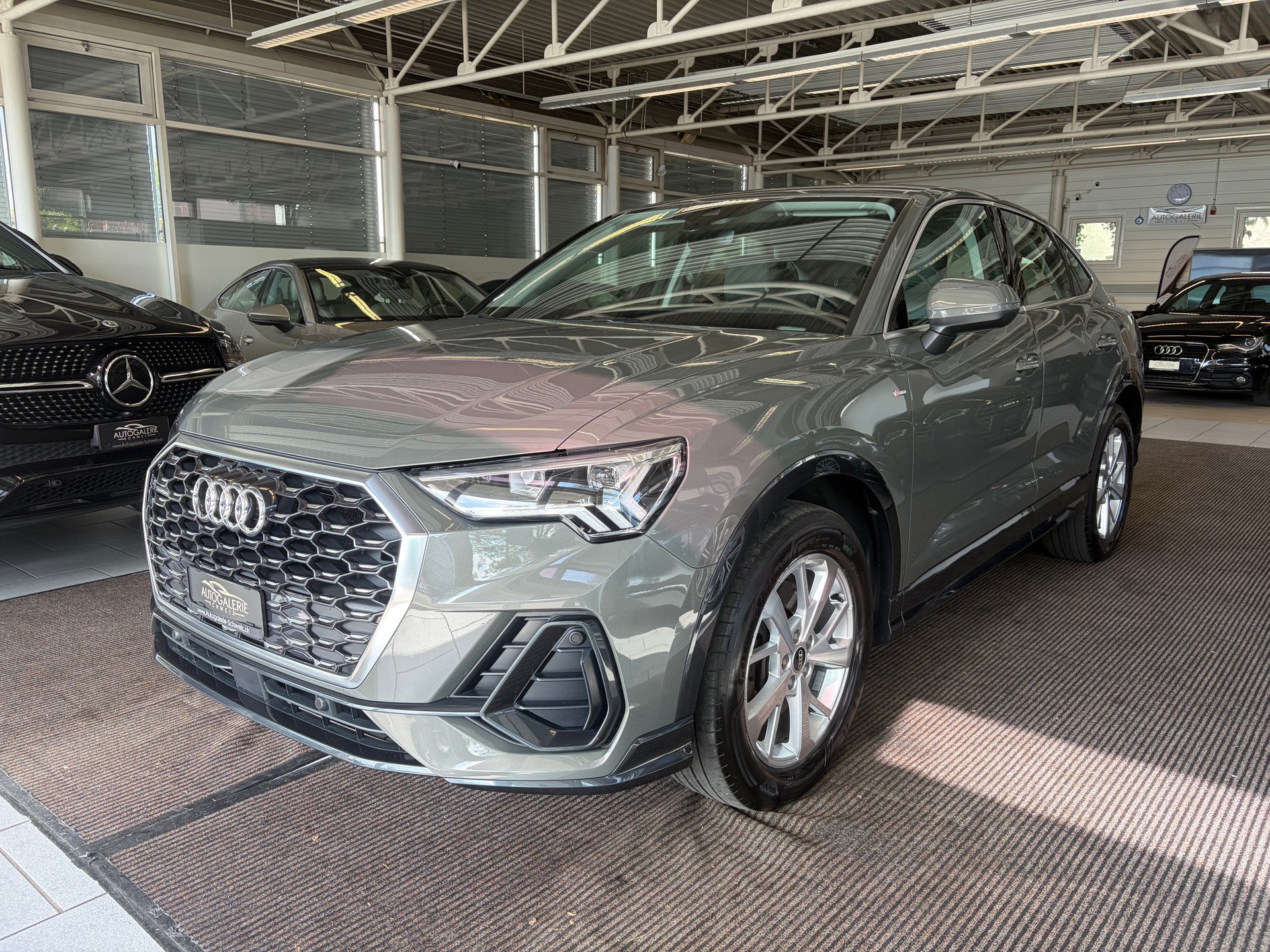 AUDI Q3 Sportback 45 TFSI S line quattro S-tronic | CH | Design Selection | LED | MMI Plus |-image-8