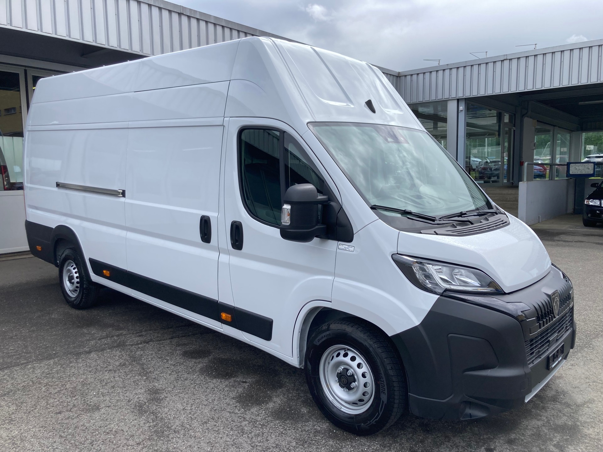 PEUGEOT Boxer 2.2 HDI 335 L4H3 Kasten-image-2