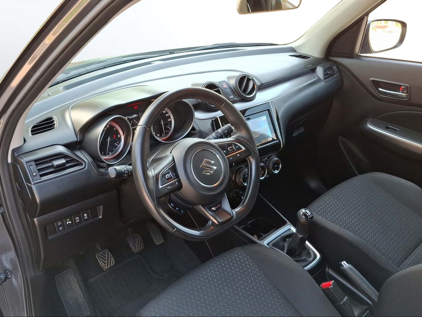 SUZUKI Swift 1.2i Piz Sulai Top Hybrid Allgrip 4x4-image-9