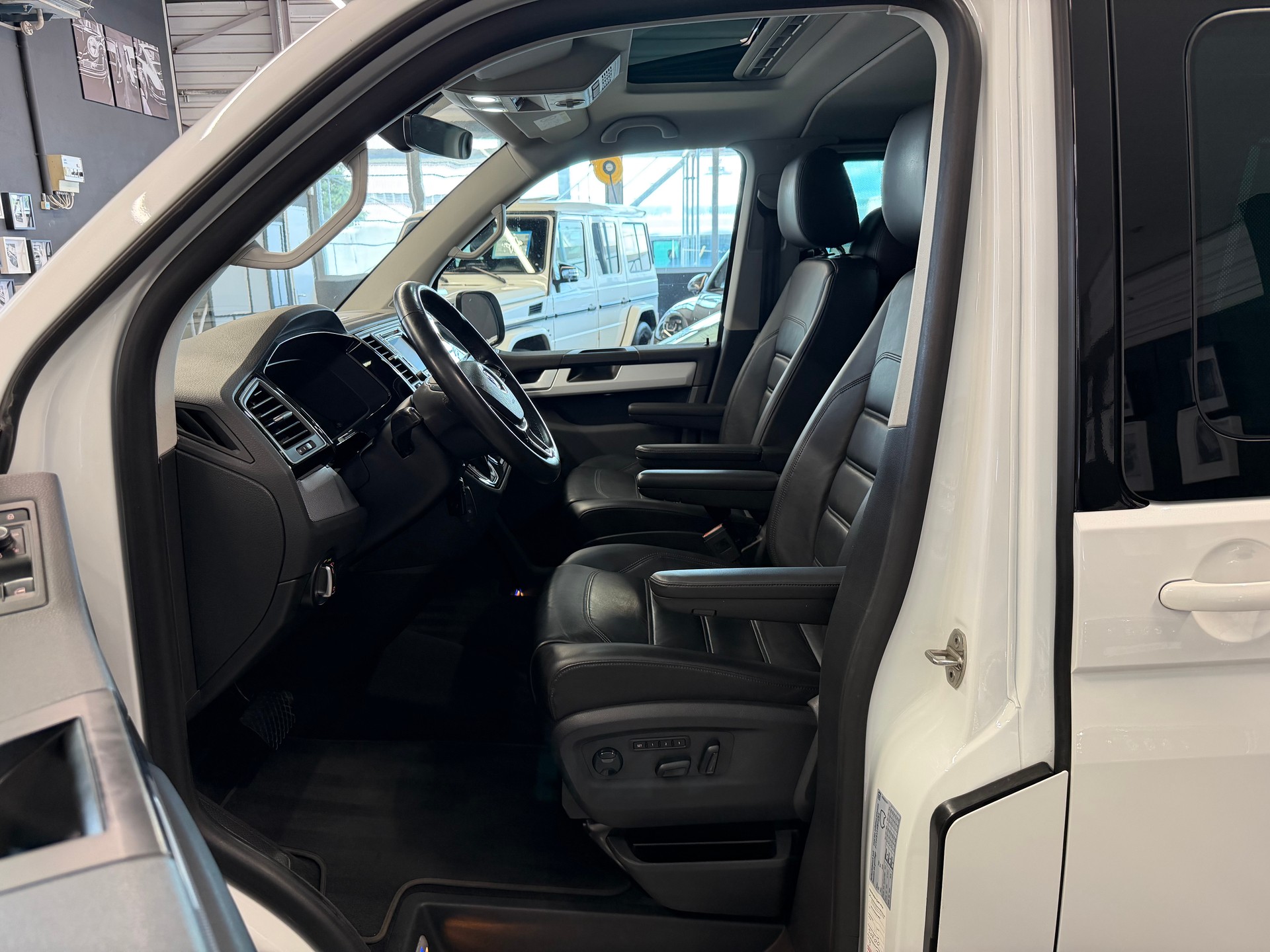 VW T6 Multivan 2.0 TDI Highline Liberty 4Mot. DSG-image-8