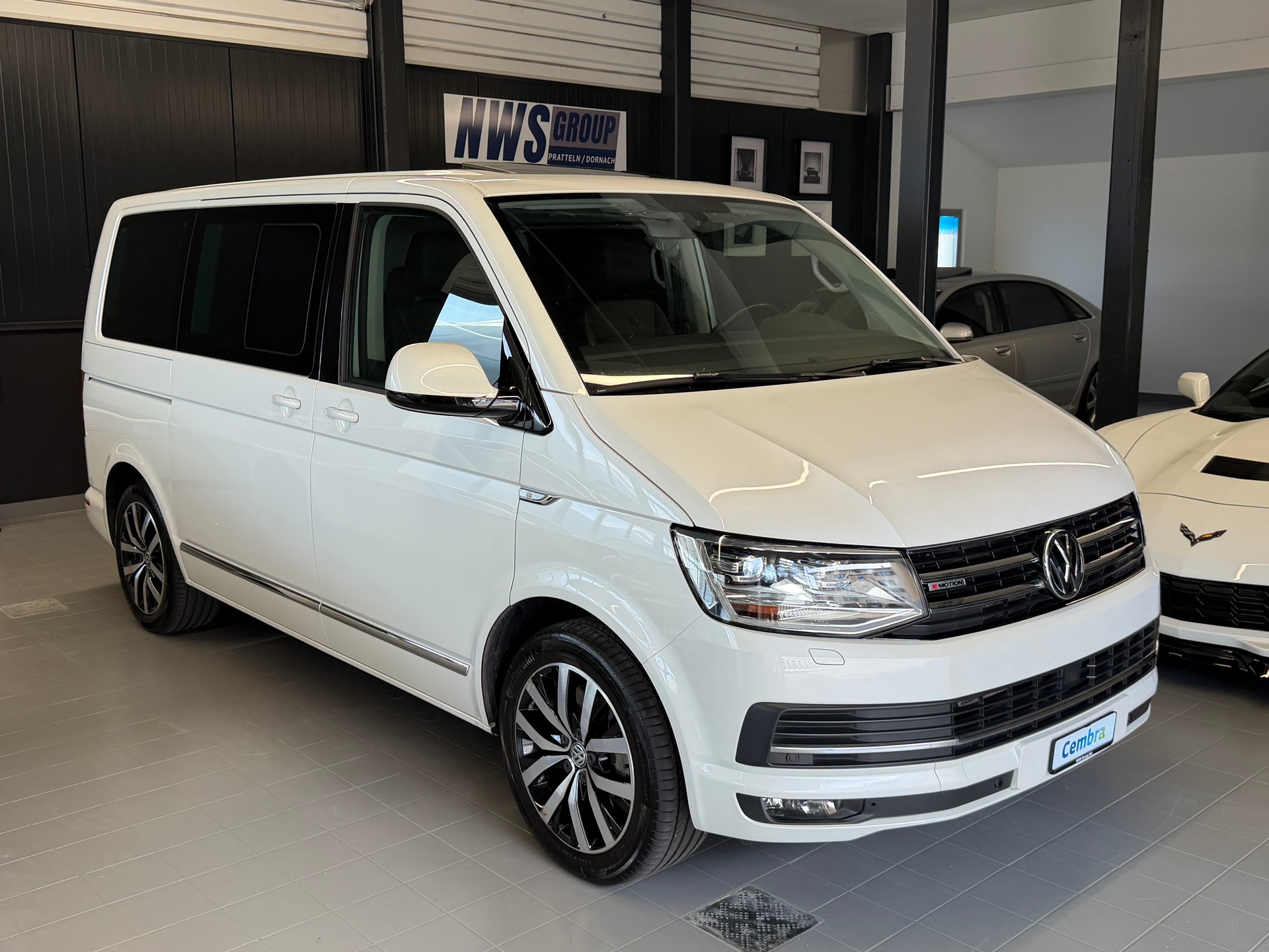 VW T6 Multivan 2.0 TDI Highline Liberty 4Mot. DSG-showroom-element-1