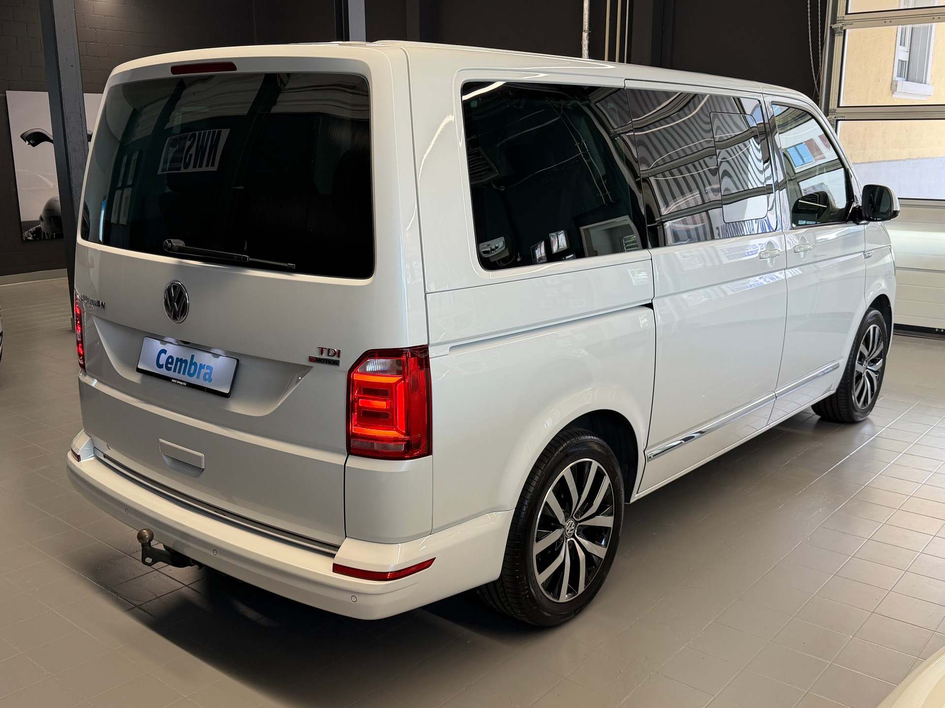 VW T6 Multivan 2.0 TDI Highline Liberty 4Mot. DSG-image-6