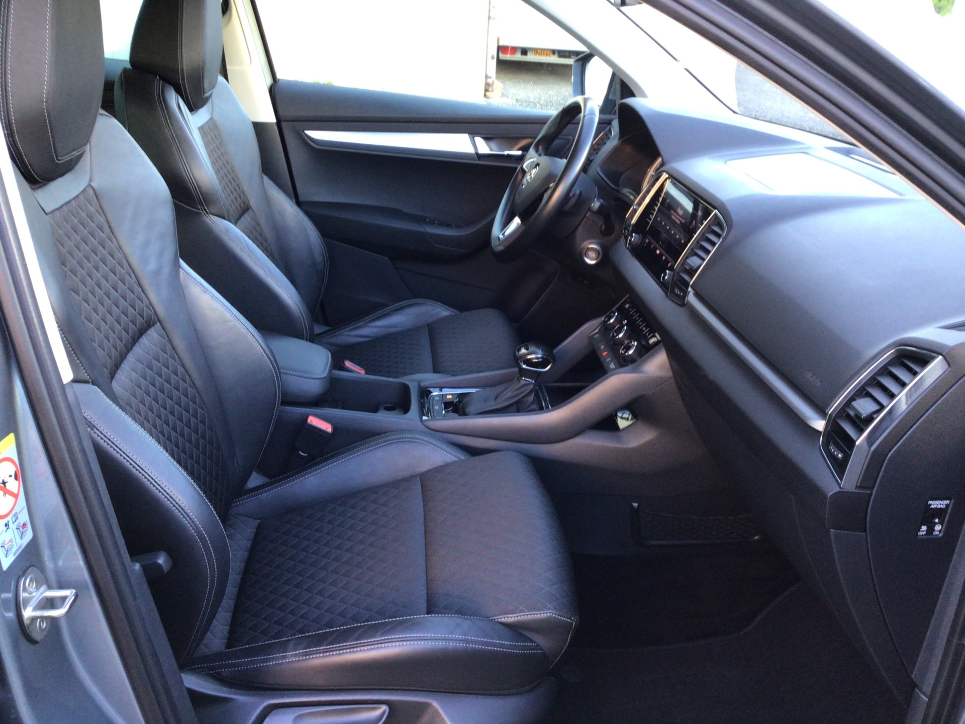 SKODA Karoq 1.6 TDI CR Smile-image-7