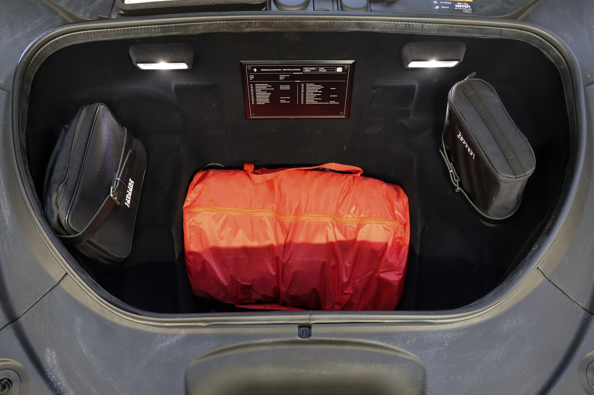 FERRARI F8 Spider-image-20